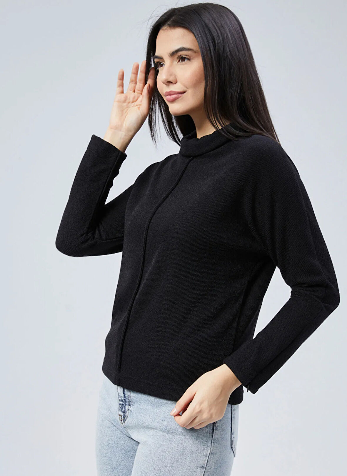 Selen V Yaka Düz Siyah Kadın Bluz 25KSL8251