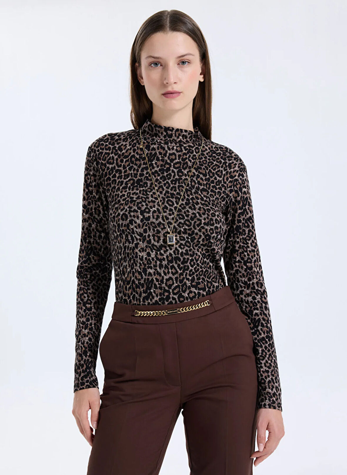 Selen Balıkçı Yaka Leopar Desenli Kahve Kadın Bluz 25KSL8271