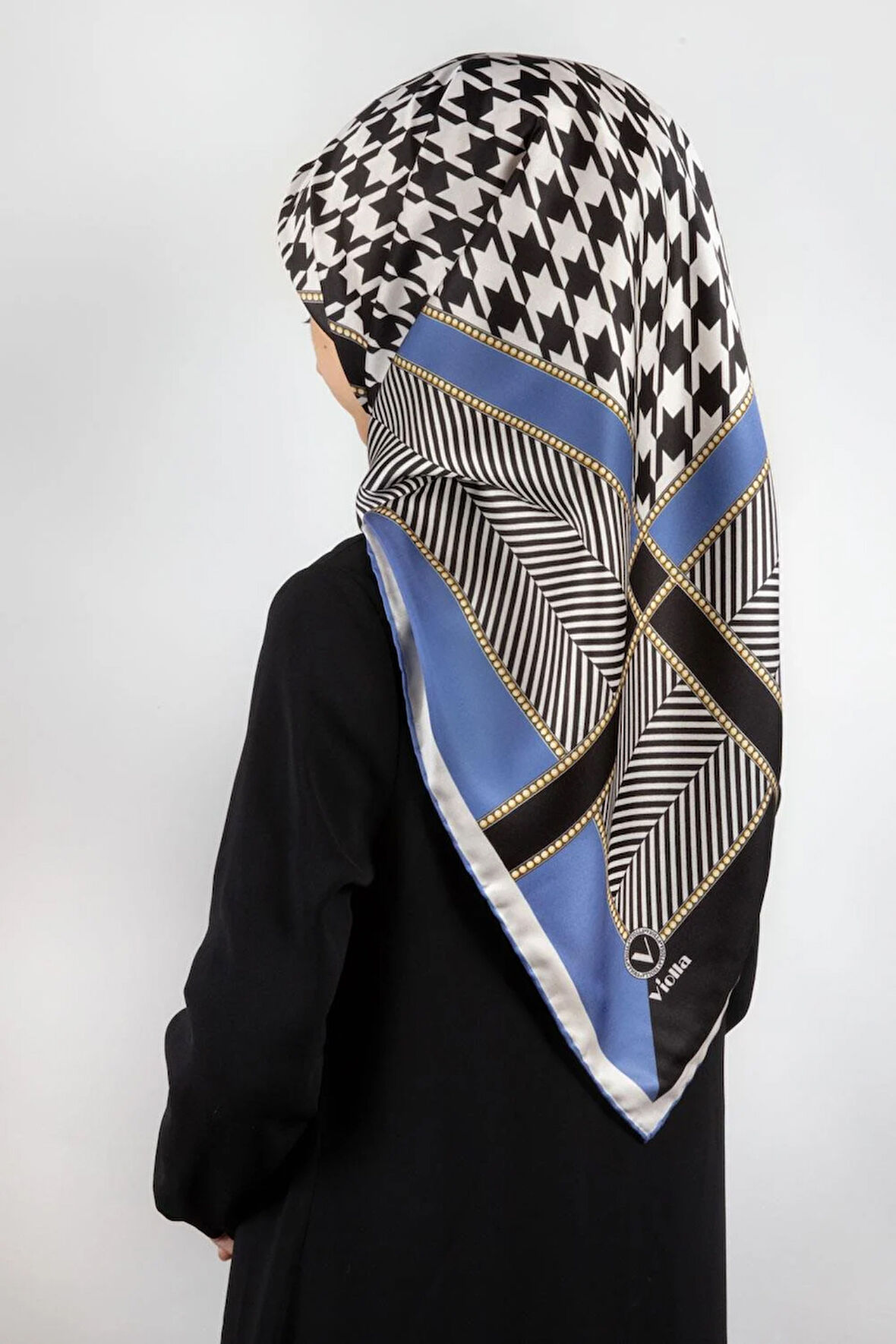 Twill Kazayağı Desenli İndigo Renkli 90x90 Eşarp (İpek İçermez) Kenar Dikiş Şekli El Dikişli