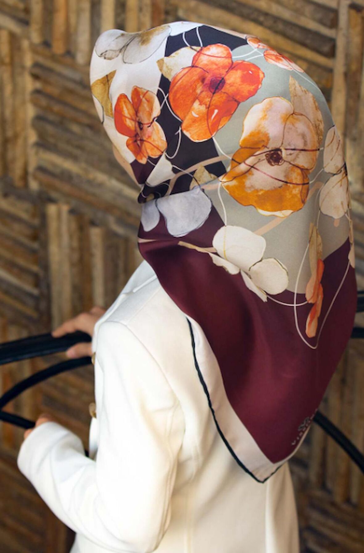 Vissona Bordo Çiçek Desenli İpek Eşarp 583-0026-0004