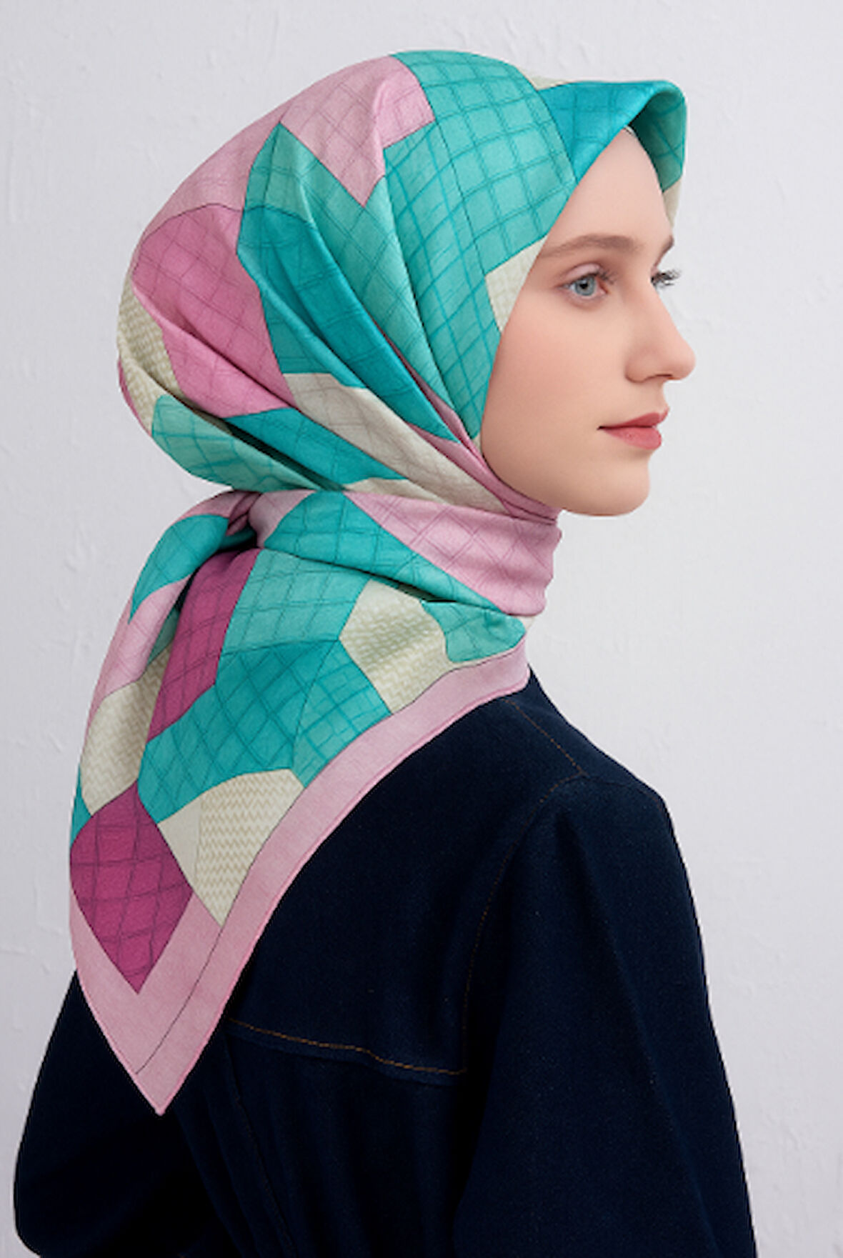 Vissona Tivil İpek Eşarp 50120 - 0024 - 0043 Pembe Kırçıllı Desen