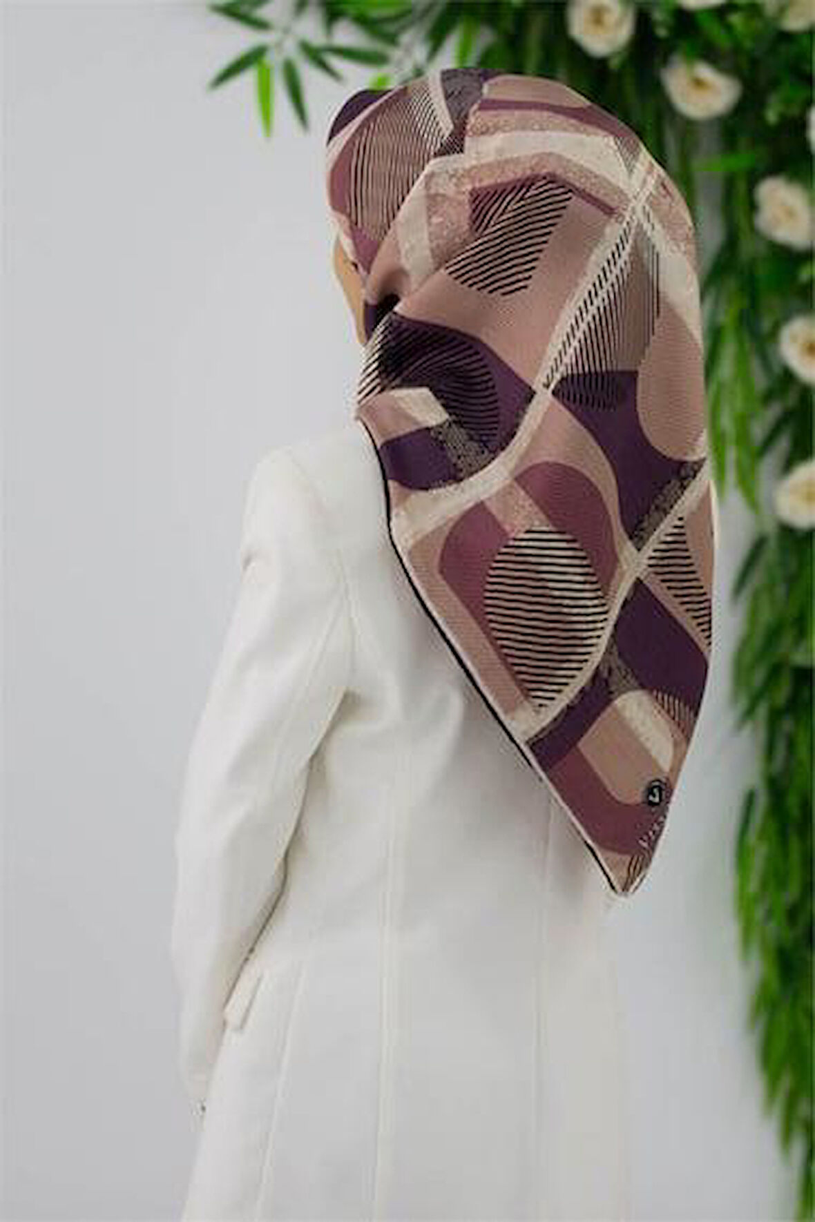 Vissona Tivil İpek Eşarp 51918 - 4 - 0020 - 0001 Gül Kurusu Çizgi Desen