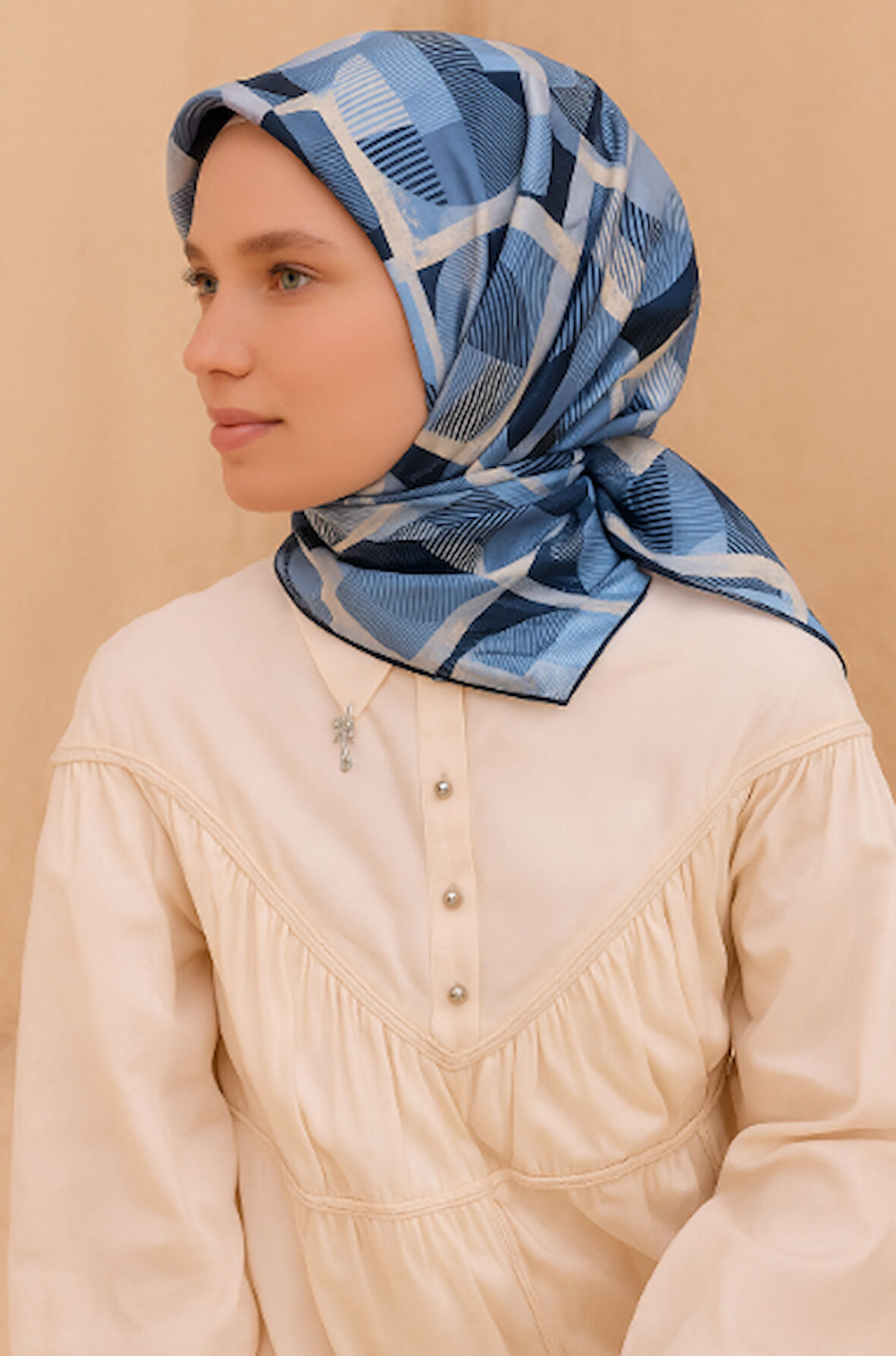 Vissona Tivil İpek Eşarp 51918 - 0031 - 0033 Mavi Çizgi Desen