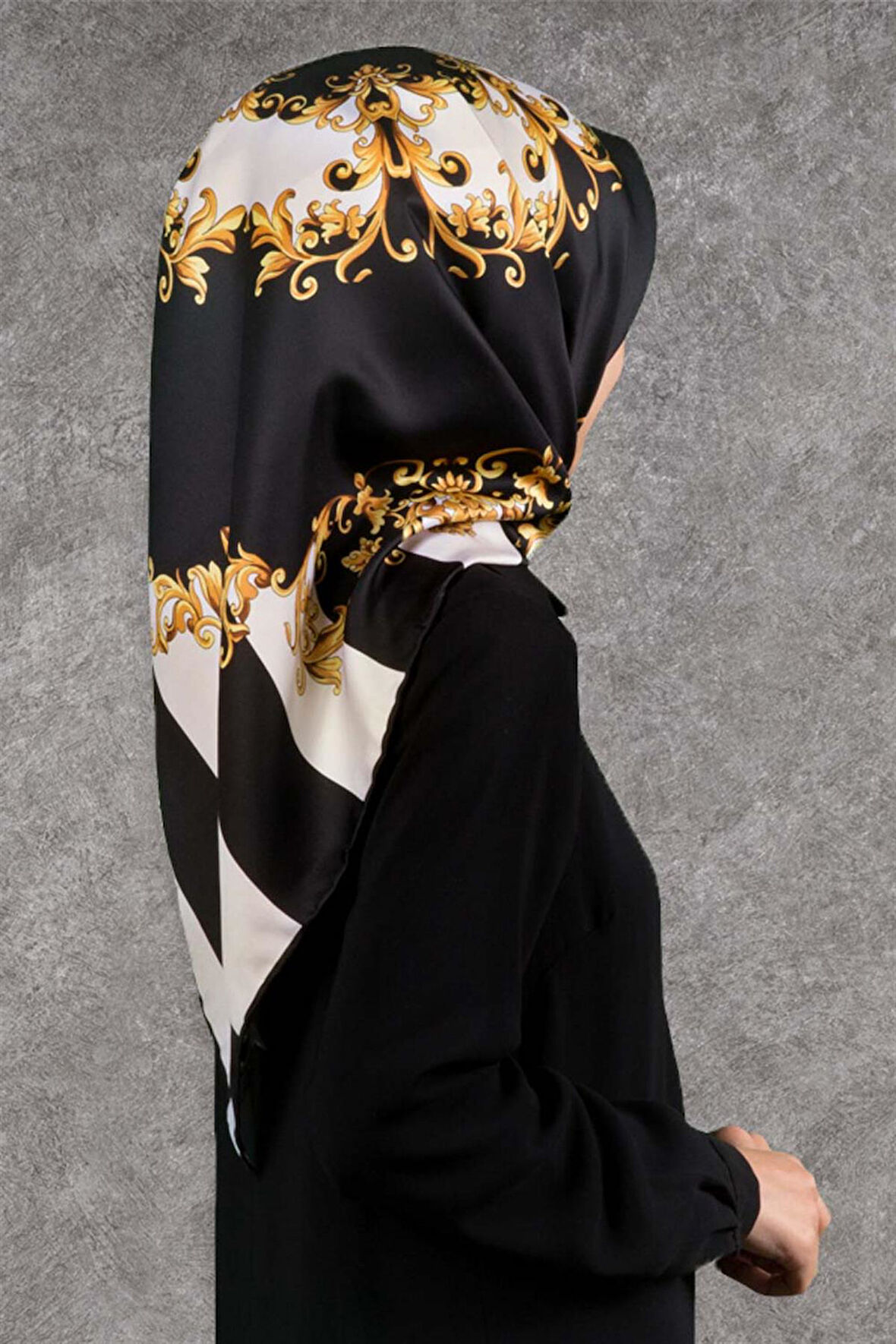Twill Çizgili Barok Desenli Siyah - Krem Renkli 90x90 Eşarp (İpek İçermez)