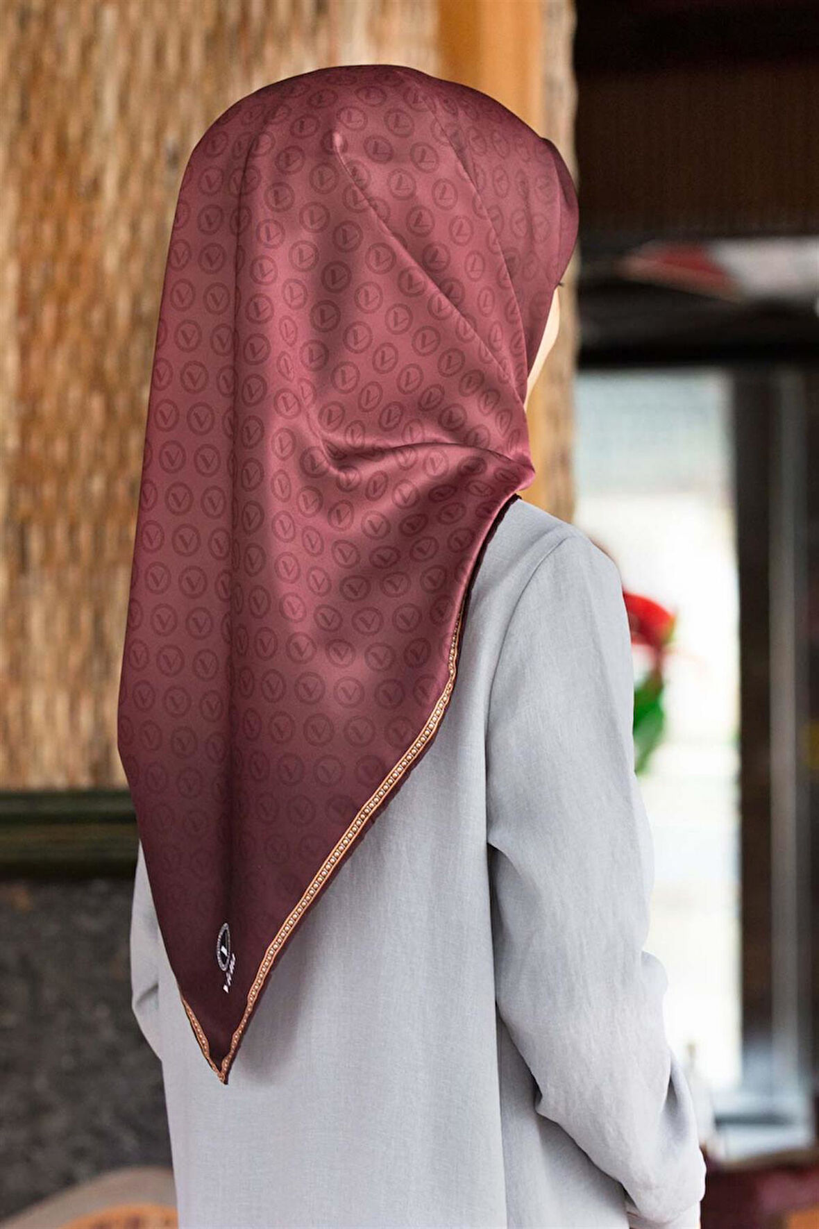 Twill Degradeli Pudra Renkli 90x90 Eşarp (İpek İçermez)