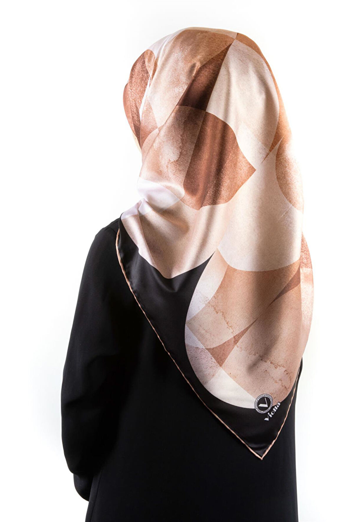 Twill Geometrik Desenli Somon Renkli 90x90 Eşarp (İpek İçermez)Kenar Dikiş Şekli El Dikişli