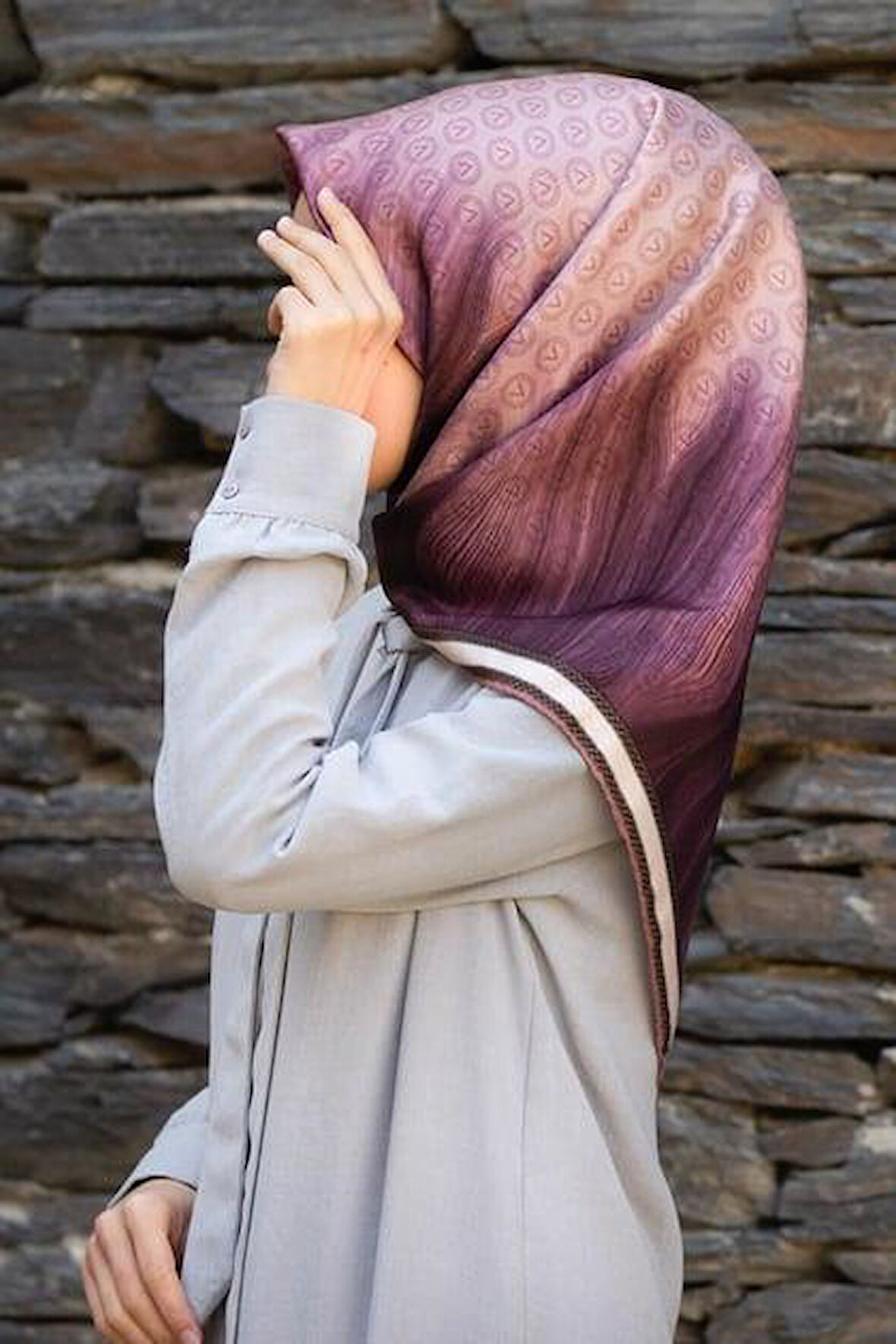 Vissona Tivil İpek Eşarp 10659 - 5 - 0019 Pudra Pembe Monogram Desen