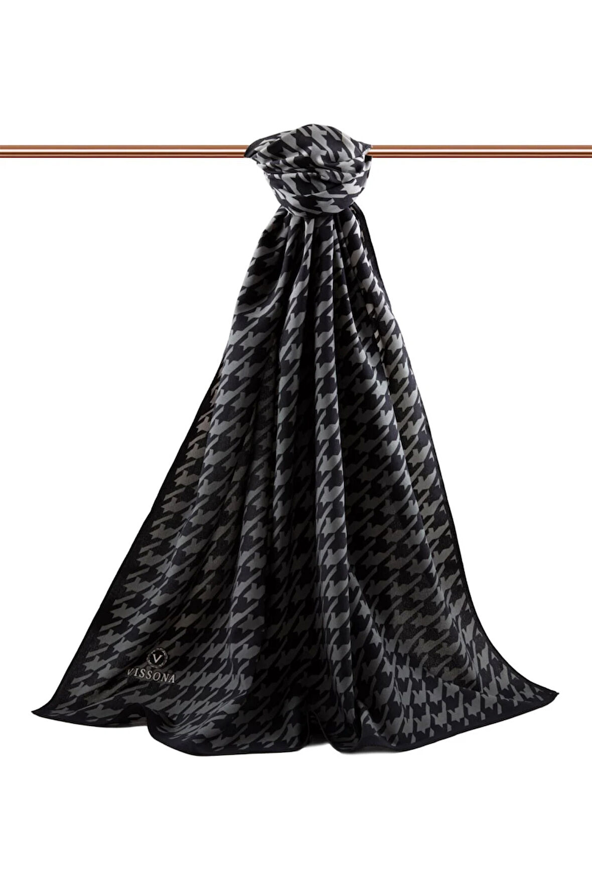 LÜKS MEDİNE İPEĞİ KAZAYAĞI DESENLİ GÜMÜŞ RENKLİ 75X195 KIRIŞMAZ ŞAL MOSS KREP DİKİŞ TİPİ İTALYAN DİKİŞLİ