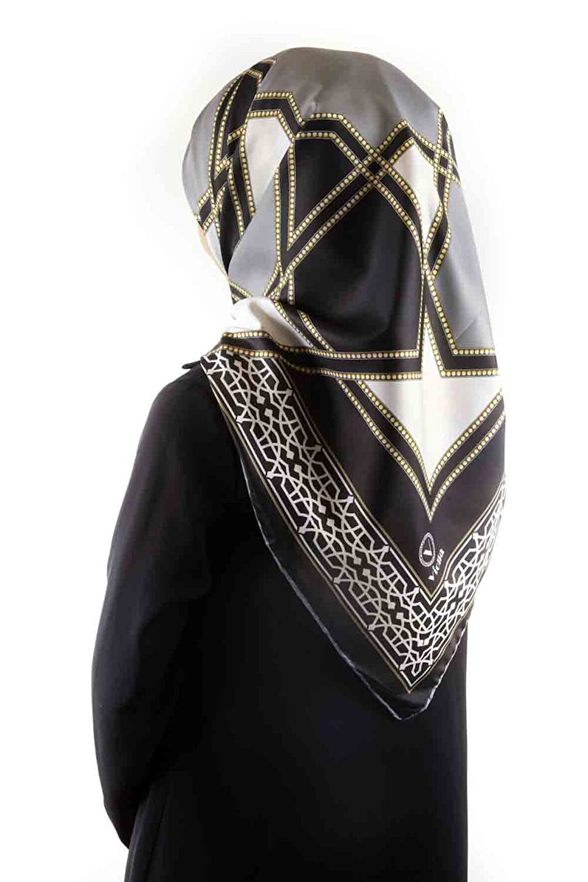 Twill Osmanlı Çini Desenli Gri Renkli 90x90 Eşarp (İpek İçermez)Kenar Dikiş Şekli El Dikişli