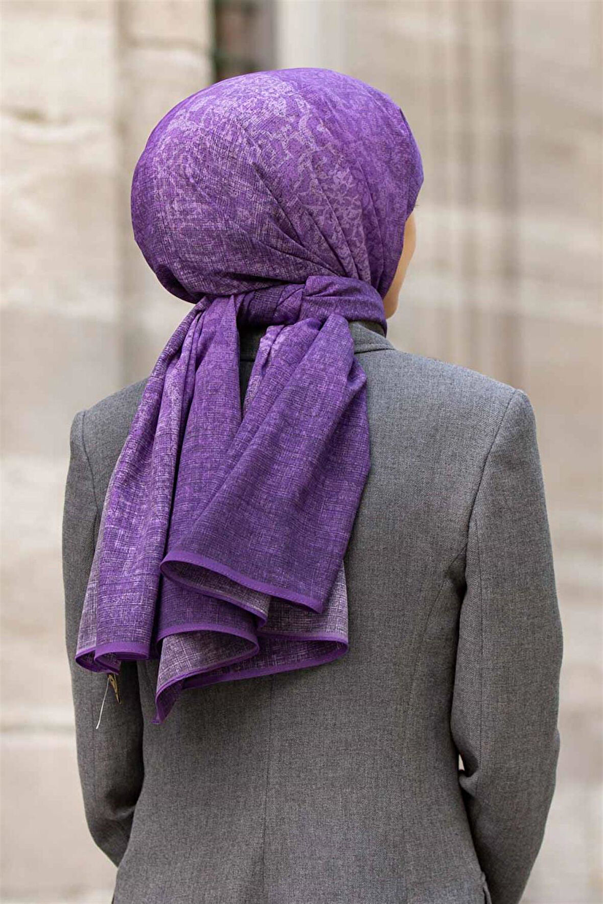 LÜKS MEDİNE İPEĞİ DOKU DESENLİ LİLA RENKLİ 75X195 KIRIŞMAZ ŞAL MOSS KREP DİKİŞ TİPİ İTALYAN DİKİŞLİ