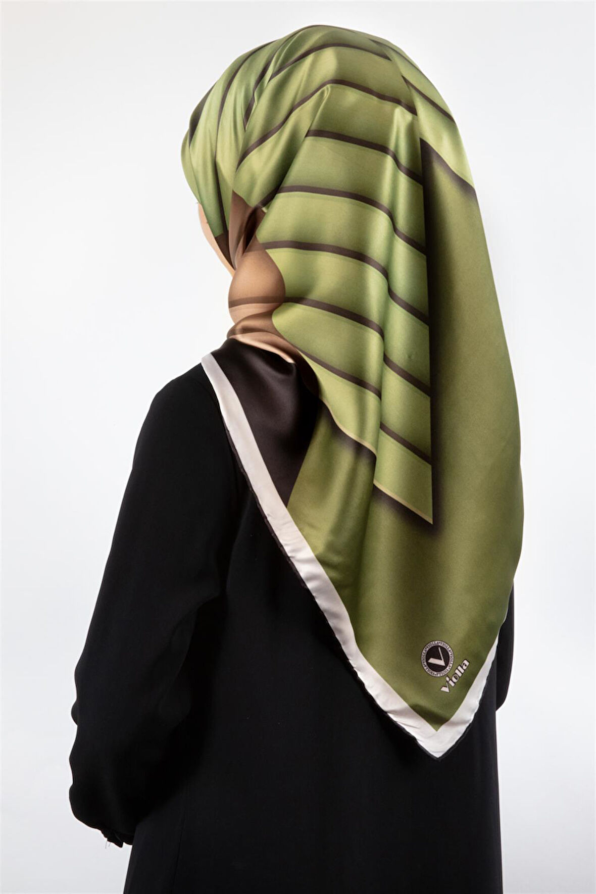 Rayon Zikzak Çizgi Desenli Haki Renkli 90x90 Eşarp (İpek İçermez) Dikim Şekli : El Dikişi