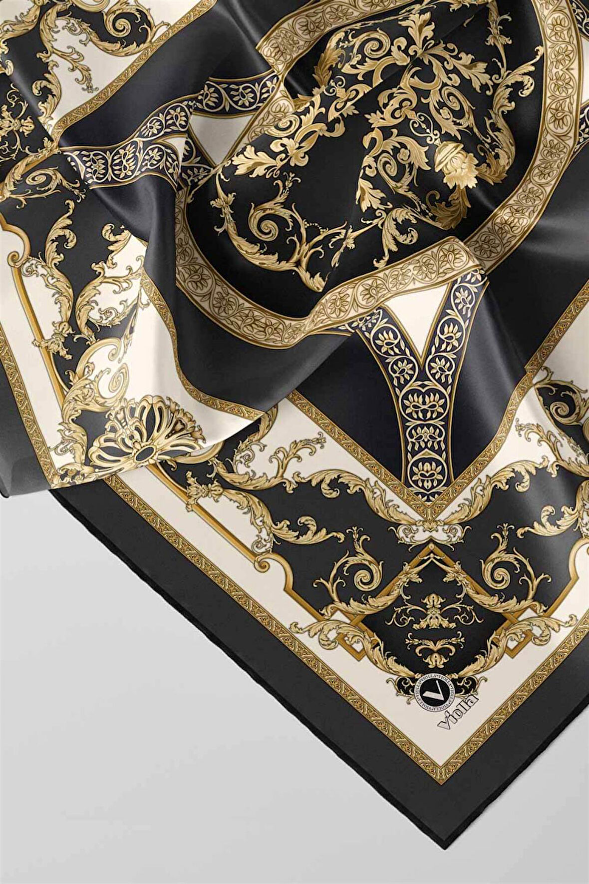 Twill Barok Desenli Füme Renkli 90x90 Eşarp (İpek İçermez) Kenar Dikiş Şekli El Dikişli