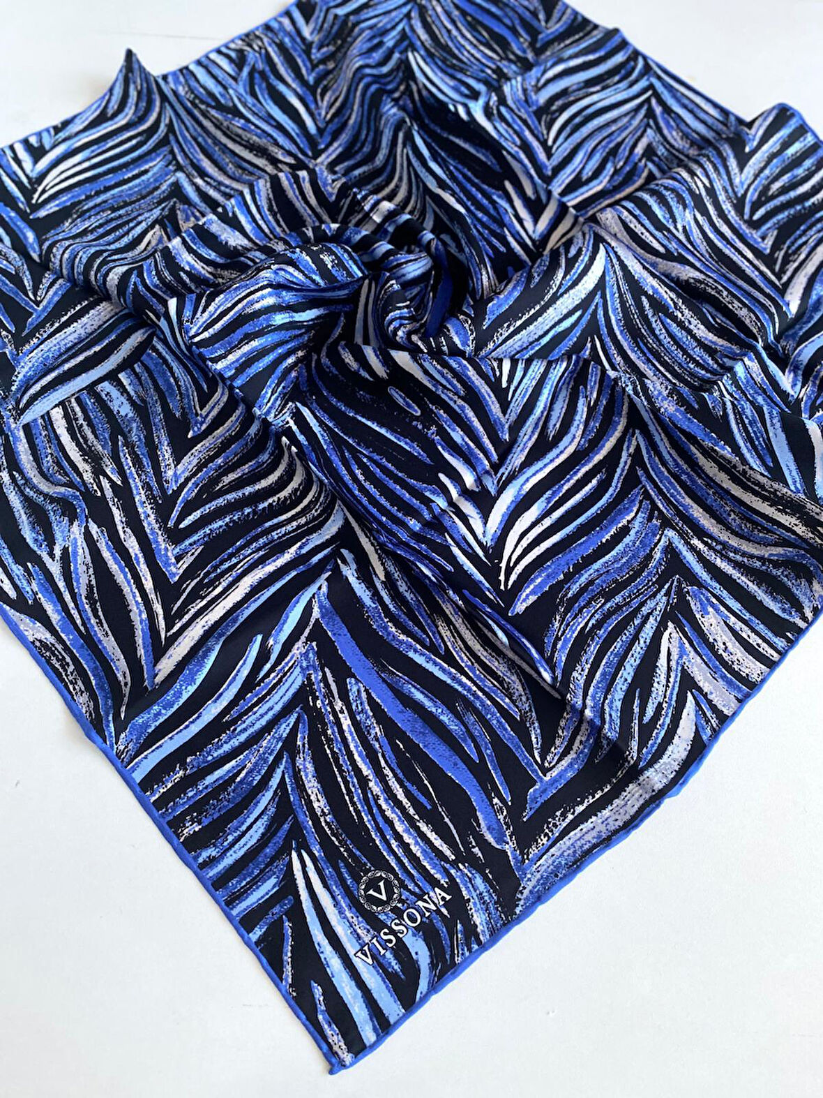 Vissona Tivil İpek Eşarp 51755-4-0001-0031 Siyah Karışık Desen