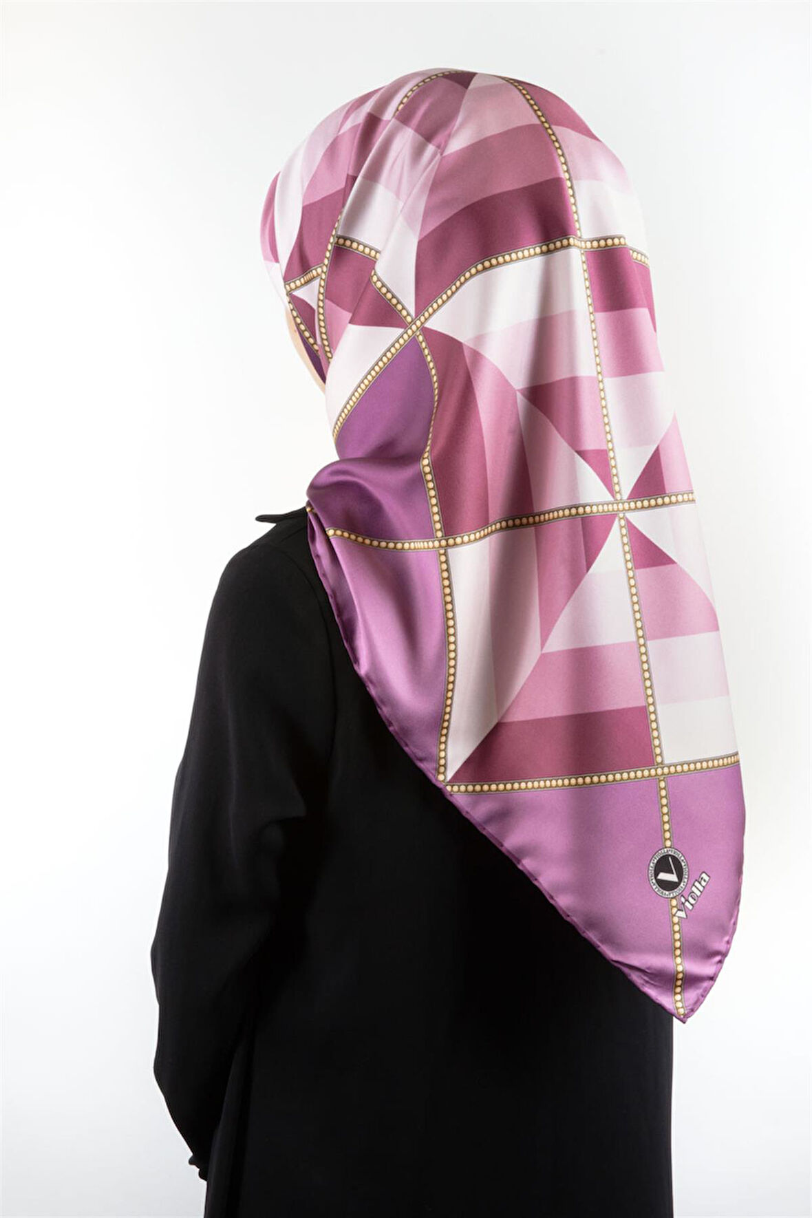 Twill Geometrik Desenli Lila Renkli 90x90 Eşarp (İpek İçermez) Kenar Dikiş Şekli El Dikişli