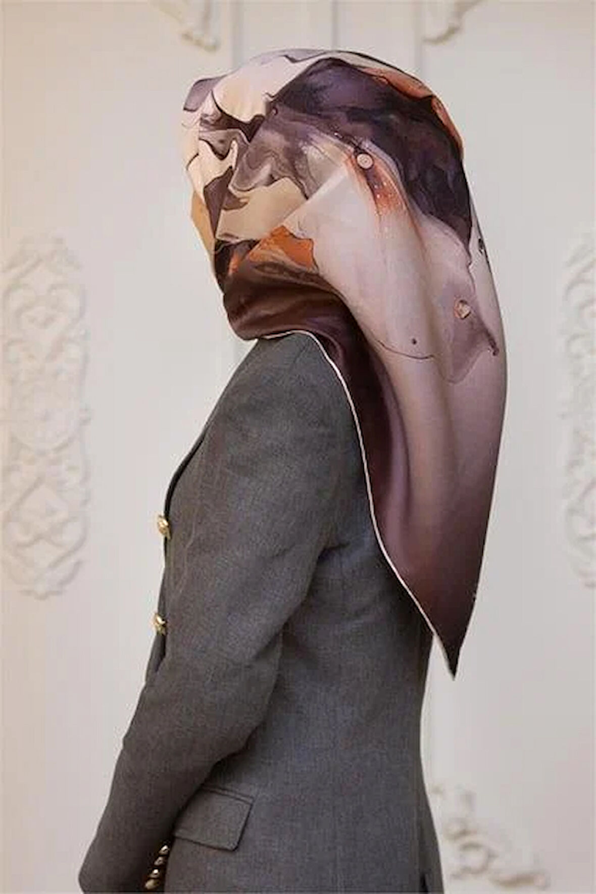 Vissona Tivil İpek Eşarp 51620 - 1 - 0006 - 0004 Sütlü Kahve Bej Sulu Boya Desen