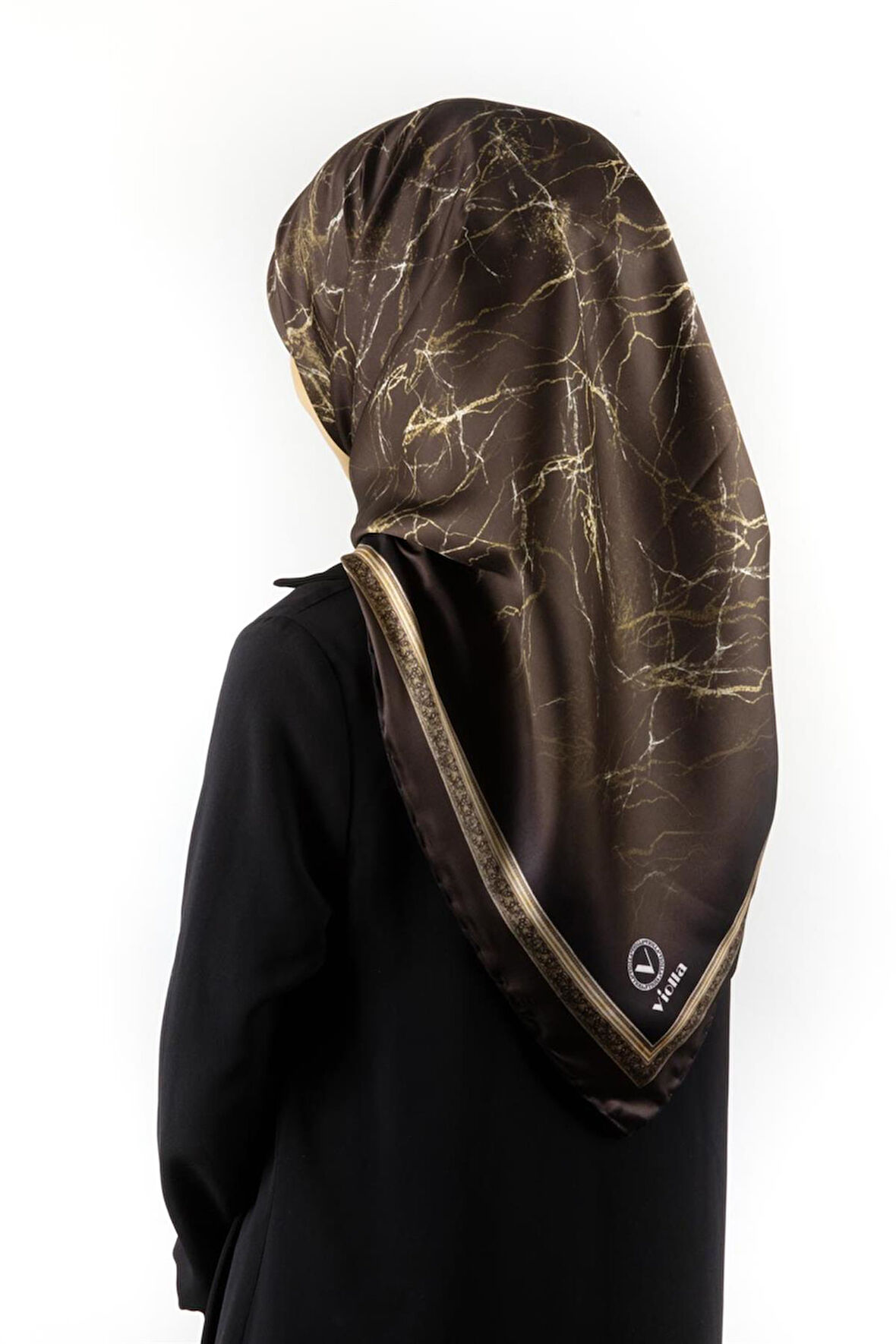 Twill Barok Çerçeveli Mermer Desenli Kahverengi Renkli 90x90 Eşarp (İpek İçermez) Kenar Dikiş Şekli El Dikişli