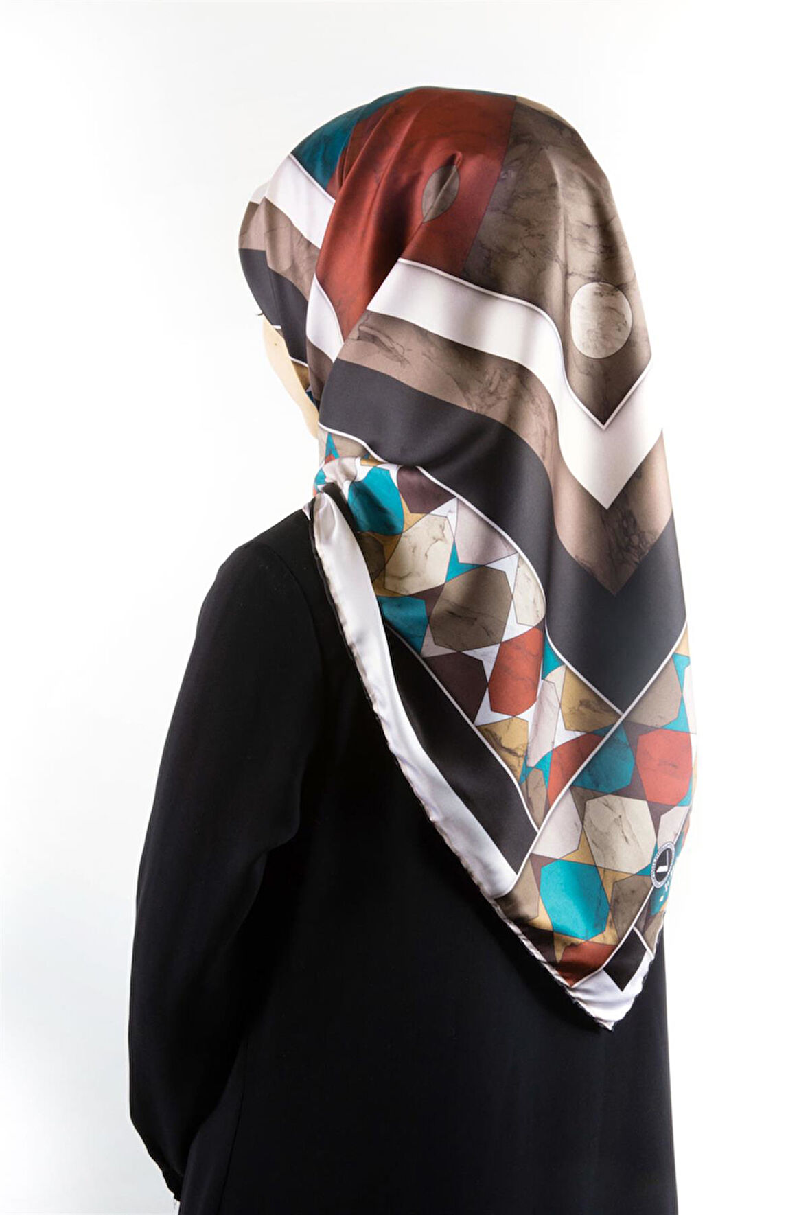 Twill Geometrik Mermer Desenli Siyah Renkli 90x90 Eşarp (İpek İçermez) Kenar Dikiş Şekli El Dikişli