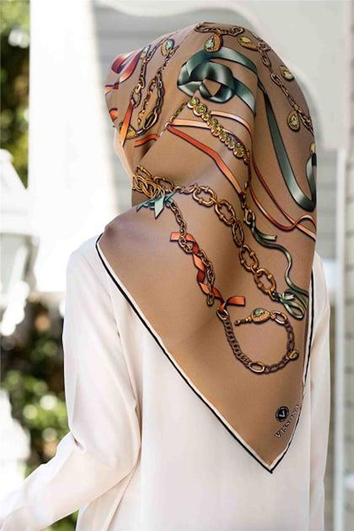 Vissona Tivil İpek Eşarp 17558 - 3 - 0004 Bej Zincir Desen