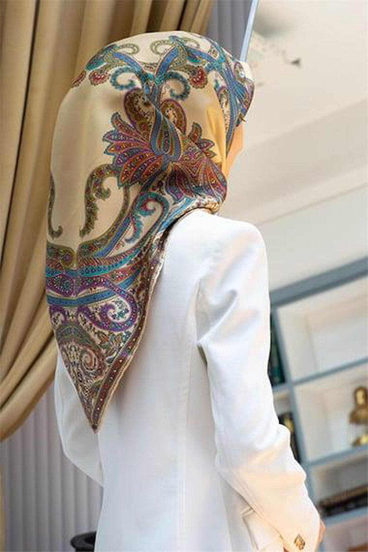 Vissona Tivil İpek Eşarp 60777 - 5 - 0004 - 0026 Açık Sarı Etnik Desen