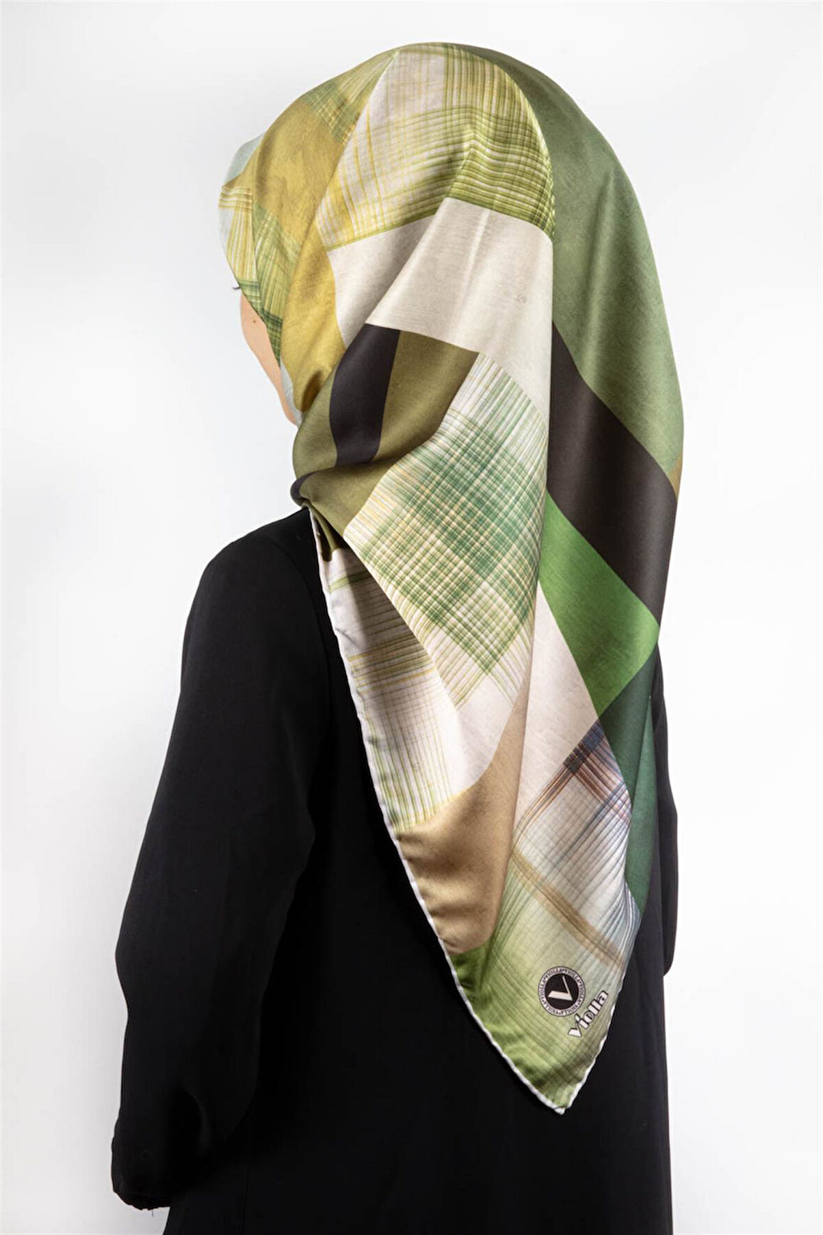 Twill Geometrik Desenli Haki Renkli 90x90 Eşarp (İpek İçermez) Kenar Dikiş Şekli El Dikişli