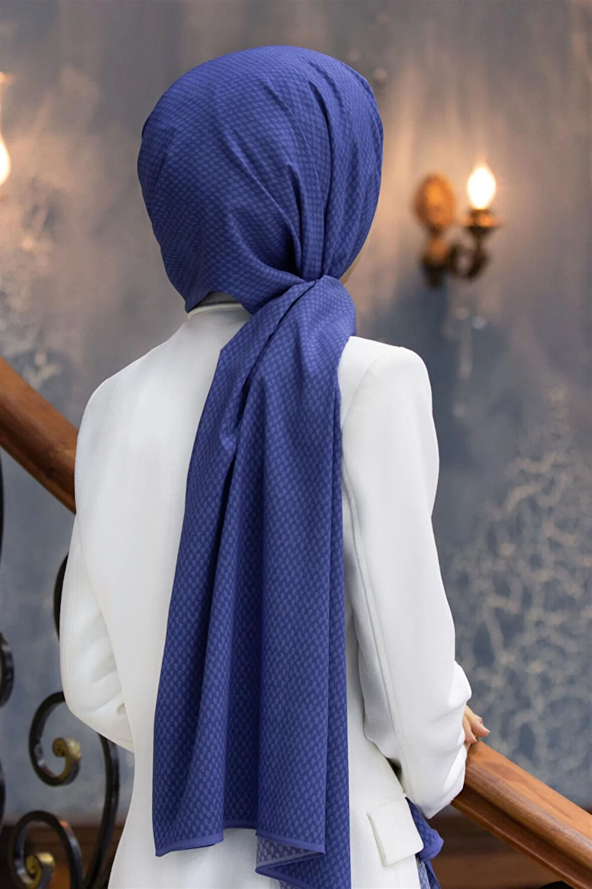 LÜKS MEDİNE İPEĞİ HASIR DESENLİ İNDİGO RENKLİ 75X195 KIRIŞMAZ ŞAL MOSS KREP DİKİŞ TİPİ İTALYAN DİKİŞLİ