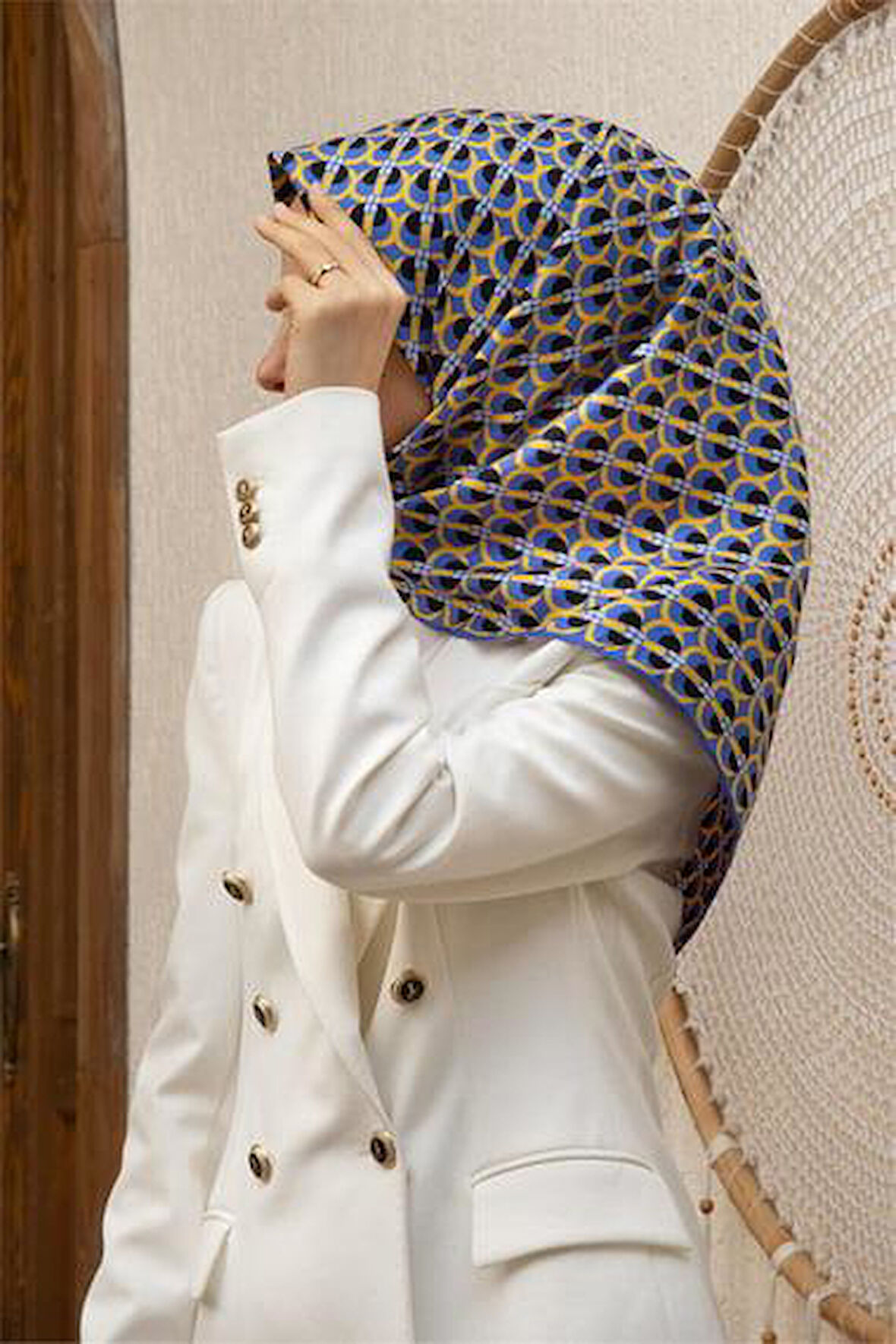 Vissona Tivil İpek Eşarp 60779 - 21 Saks Gold Soyut Desen