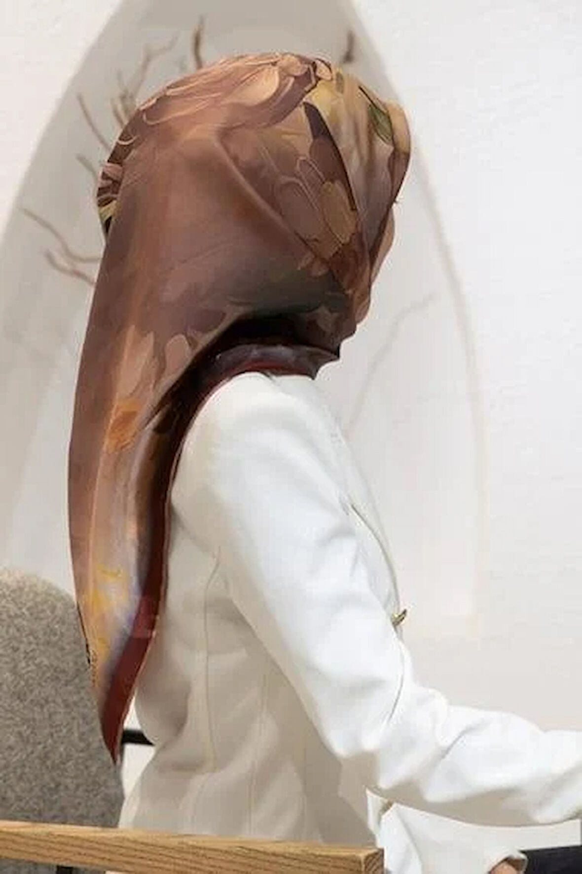 Vissona Tivil İpek Eşarp 60842 - 3 - 0014 Taba Sulu Boya Çiçek Desen