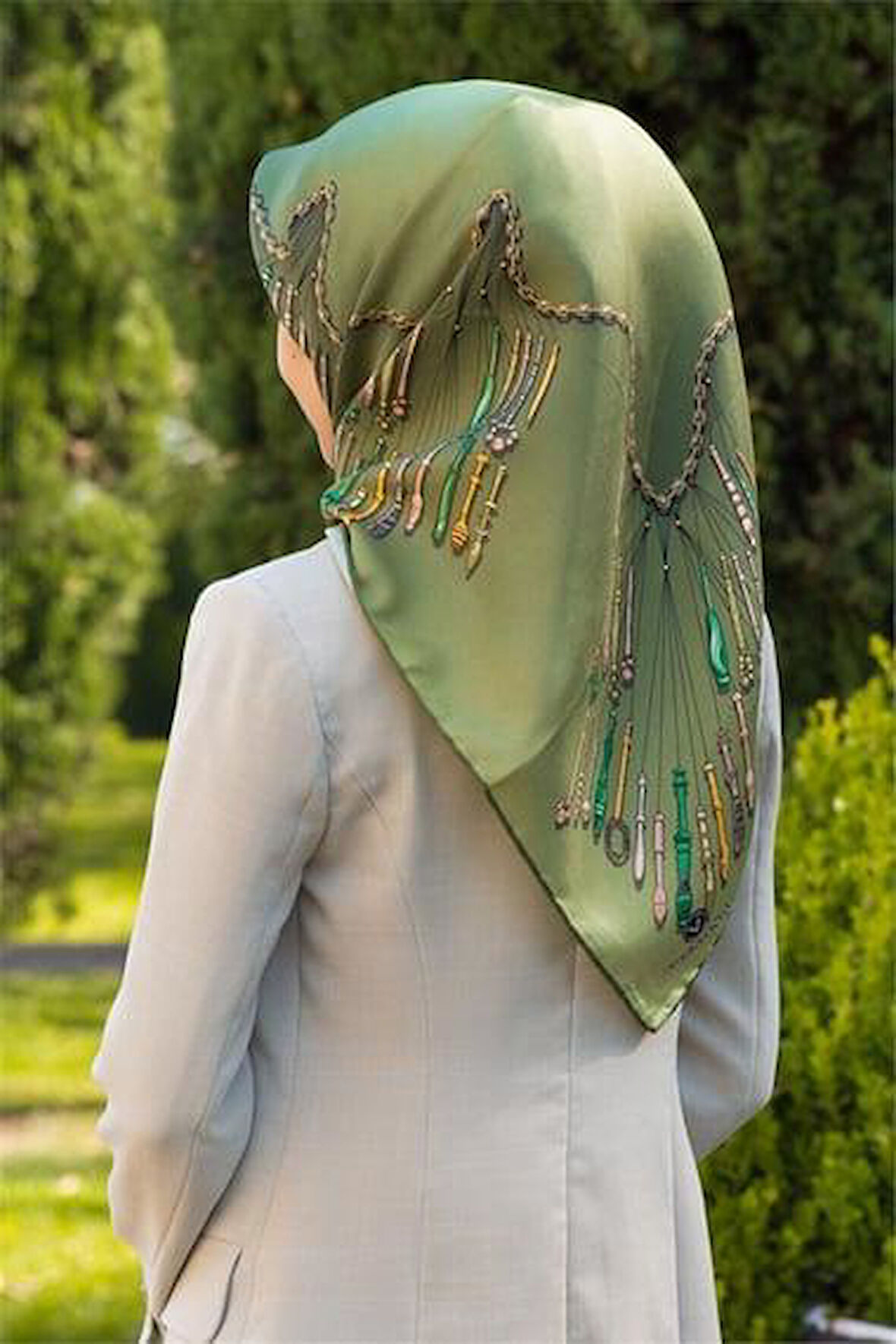 Vissona Tivil İpek Eşarp 61009 - 13 - 0037 Yeşil Soyut Desen