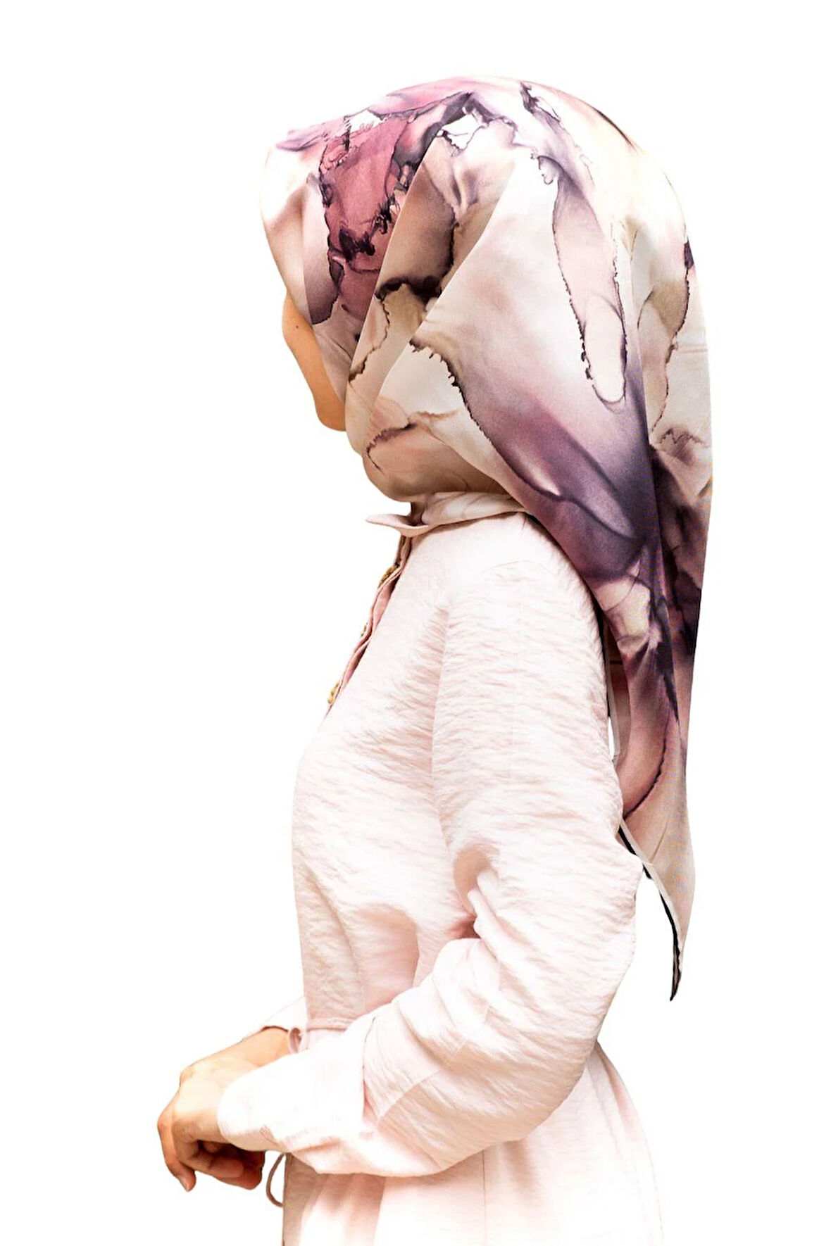 % 57 İPEK % 43 VİSKON Twill İpek Batik Çiçek Desenli Pudra - Bej Renkli 90x90 Eşarp Kenar Dikiş Şekli El Dikişli