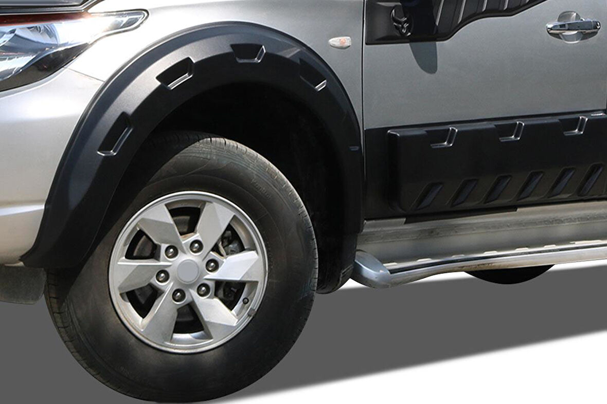 Mitsubishi L200 Çamurluk Dodik Seti 4 Parça Abs 2015-2019 Arası