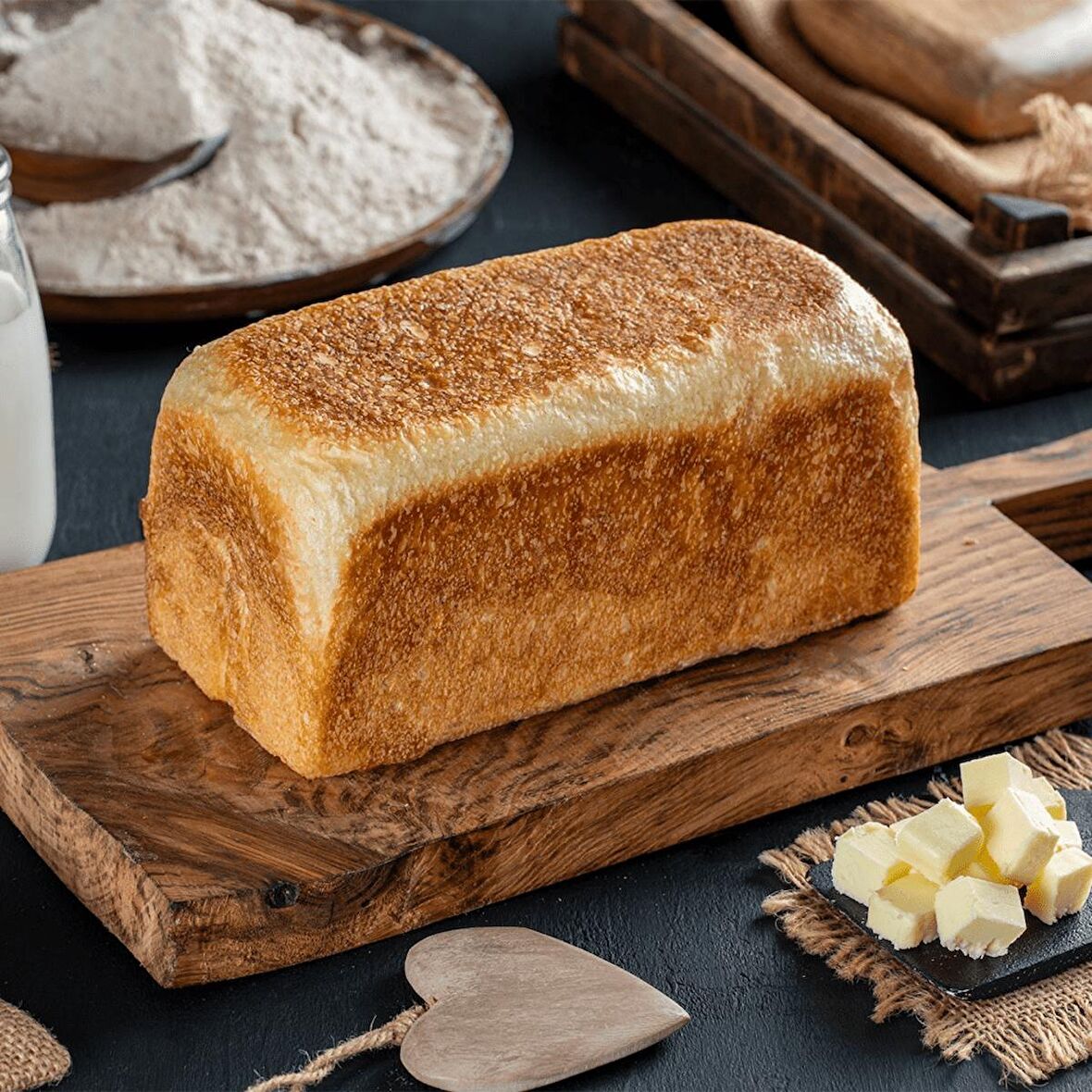 Sütlü Tereyağlı Ekşi Mayalı Tost Ekmeği 675 Gr