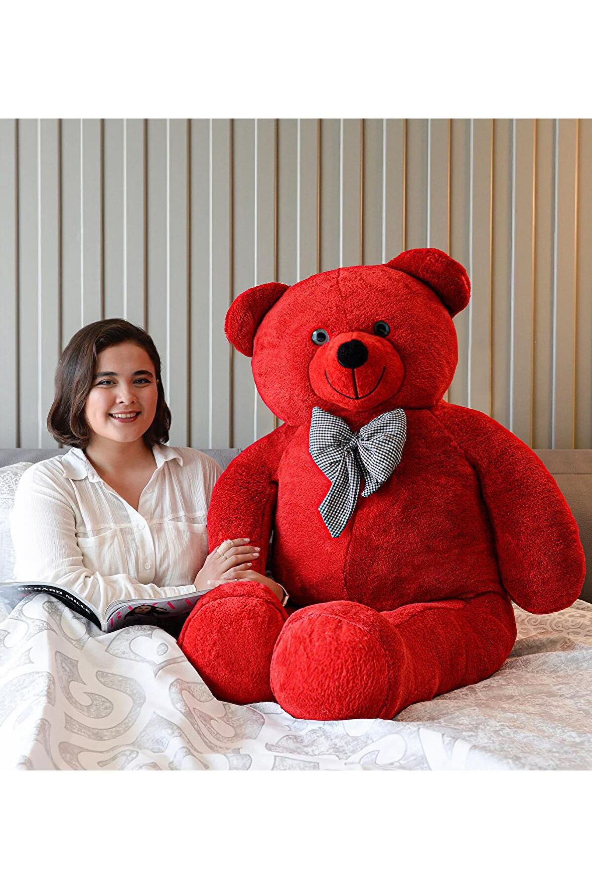Papyonlu Sevimli Büyük Peluş Ayıcık, 130 Cm - % 100 Yerli