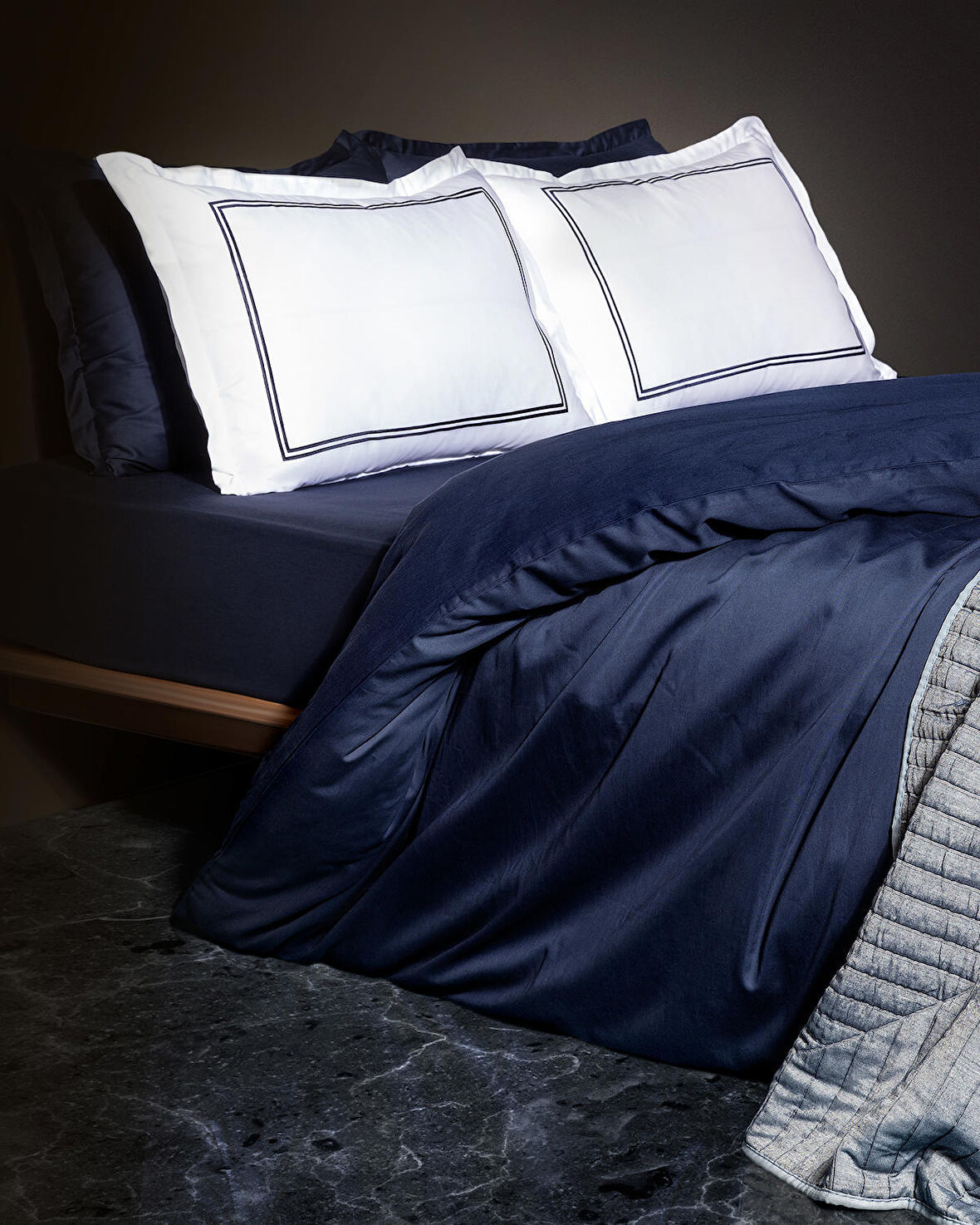 Madame Coco Jacinthe King Size Nakışlı Nevresim Takımı - Saten - Yat Koleksiyon