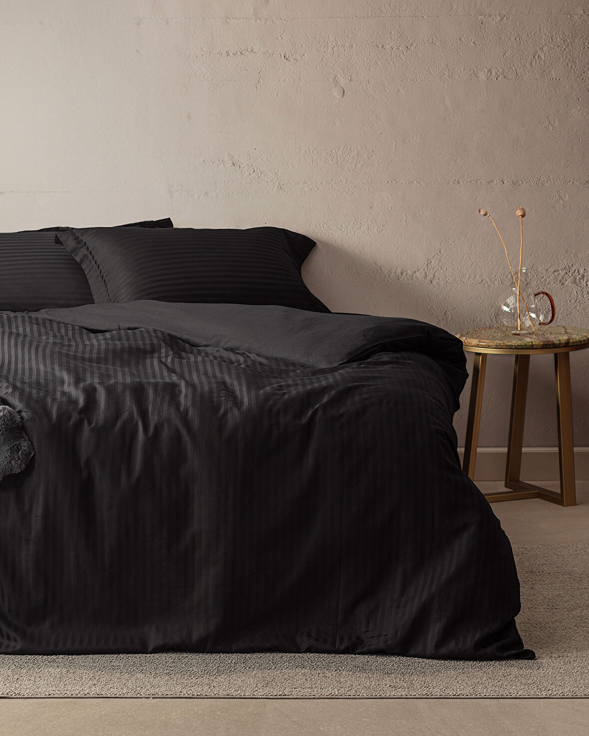 Elicia King Size Çizgili Saten Nevresim Takımı