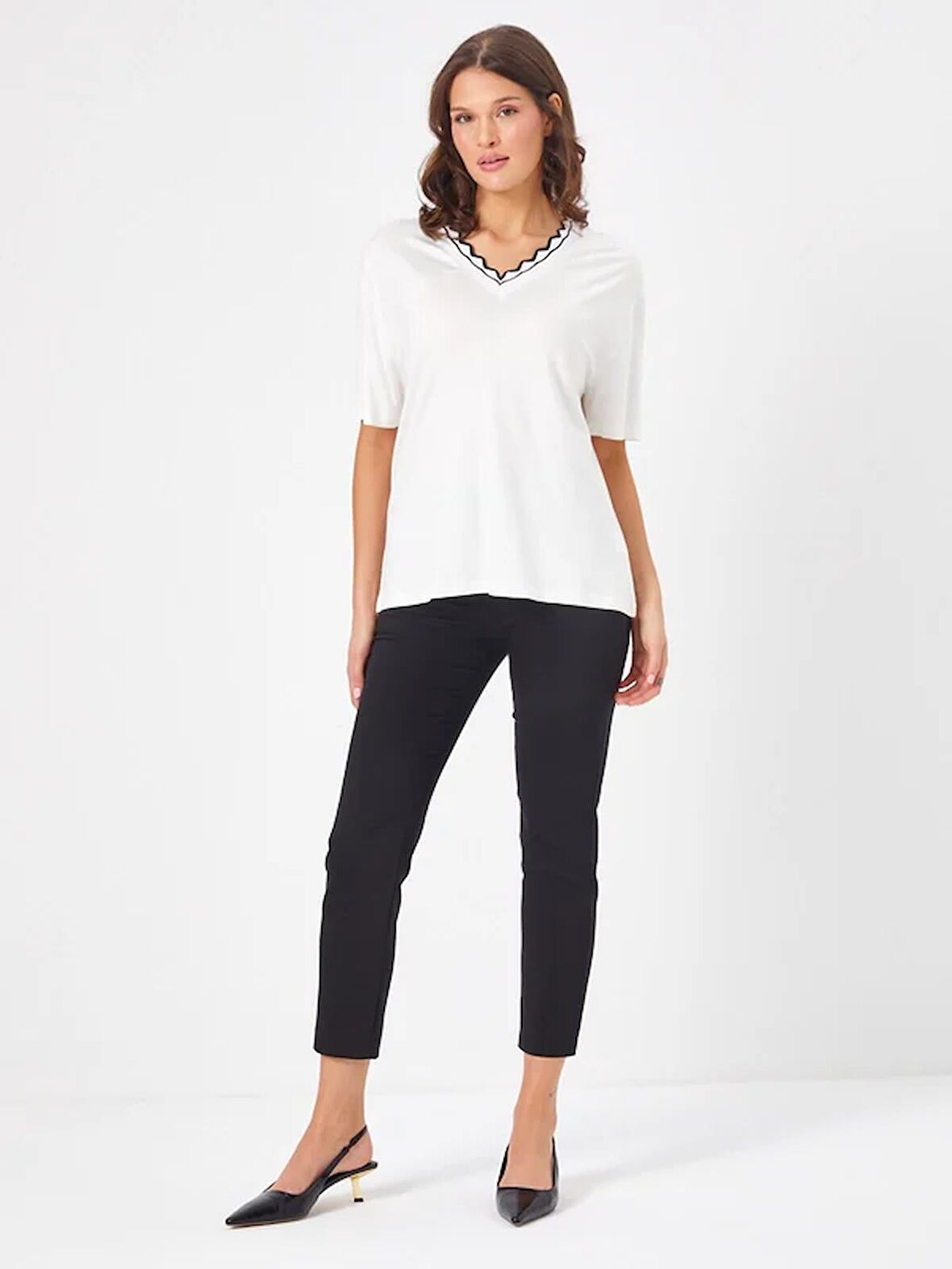 Çizgili Triko Detaylı V Yaka t-shirt 68180