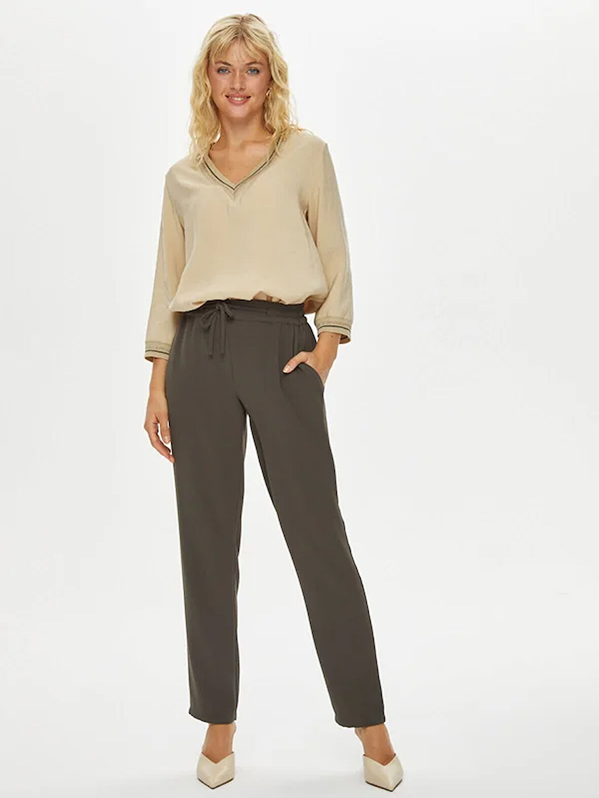 Beli Lastikli Comfort Fit Pantolon 69051