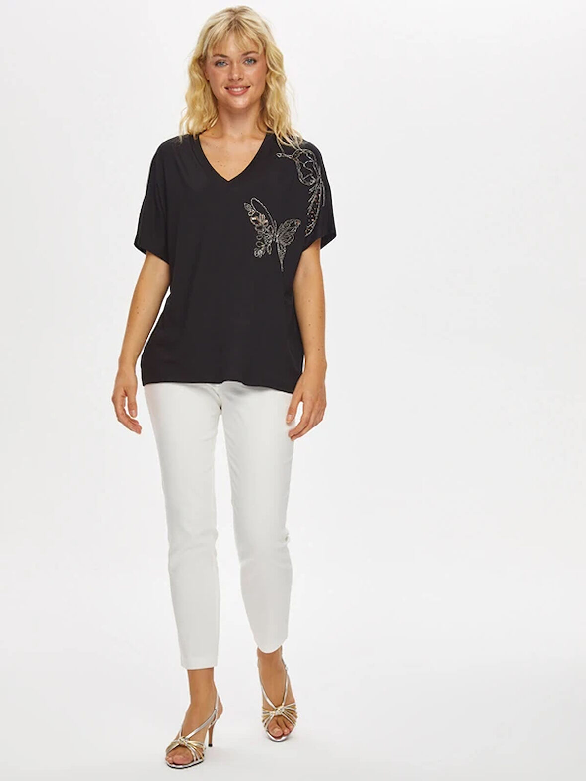 Kelebek Desen Boncuk Nakışlı V Yaka T-Shirt 69578
