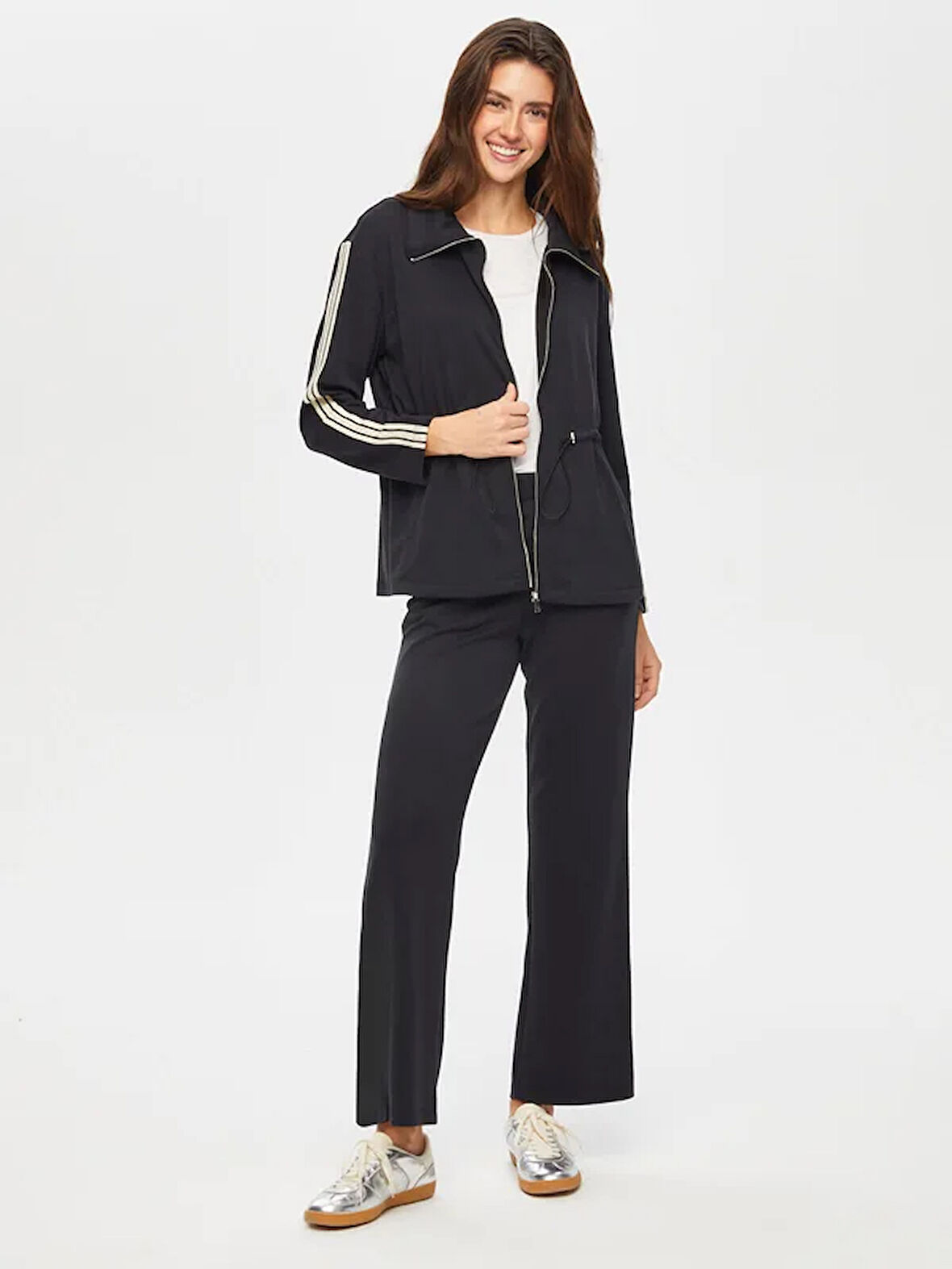 Zigzag Şerit Detaylı Beli Tünelli Modallı Eşofman Üst 007