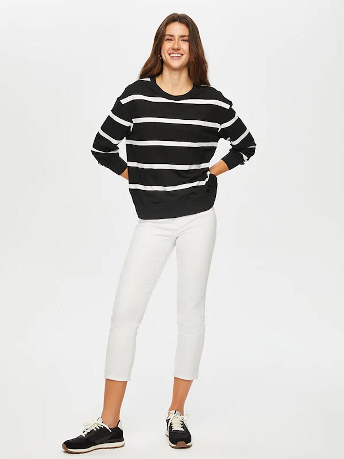 Çizgili Yuvarlak Yaka SweaT-Shirt S25SWT003