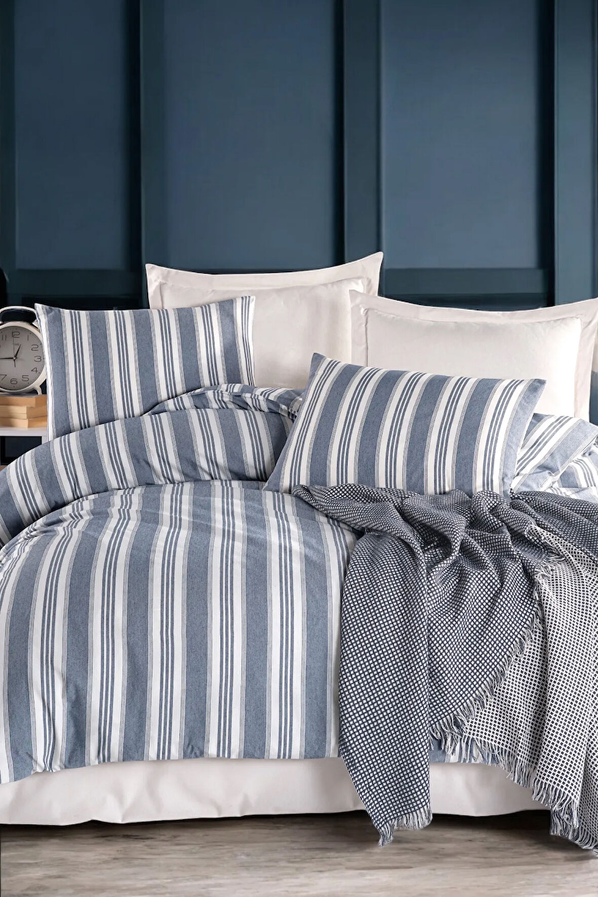 Modern Stripe Nevresim Takımı Çift Kişilik GentleTouch Lacivert