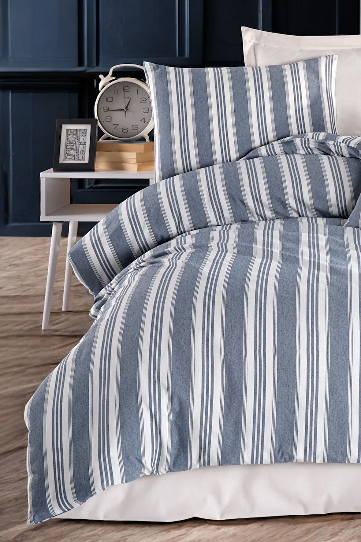 Modern Stripe Nevresim Takımı Tek Kişilik GentleTouch Lacivert