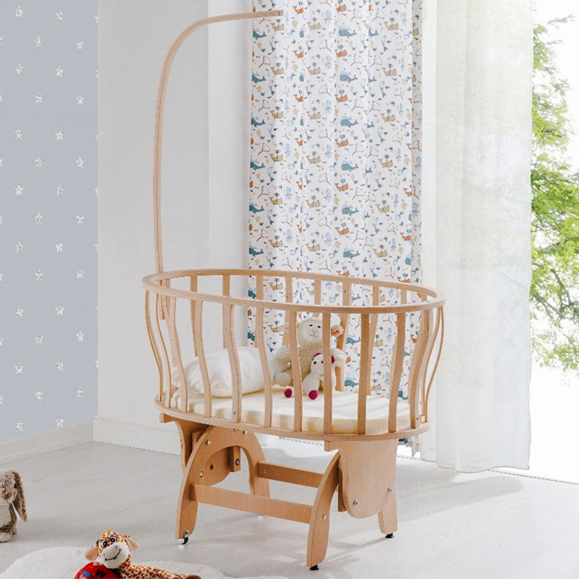Babywho BW 6030 - Tekerlekli Sallanır Sabitlenir Pratik Ahşap Bebek Beşik 50x90