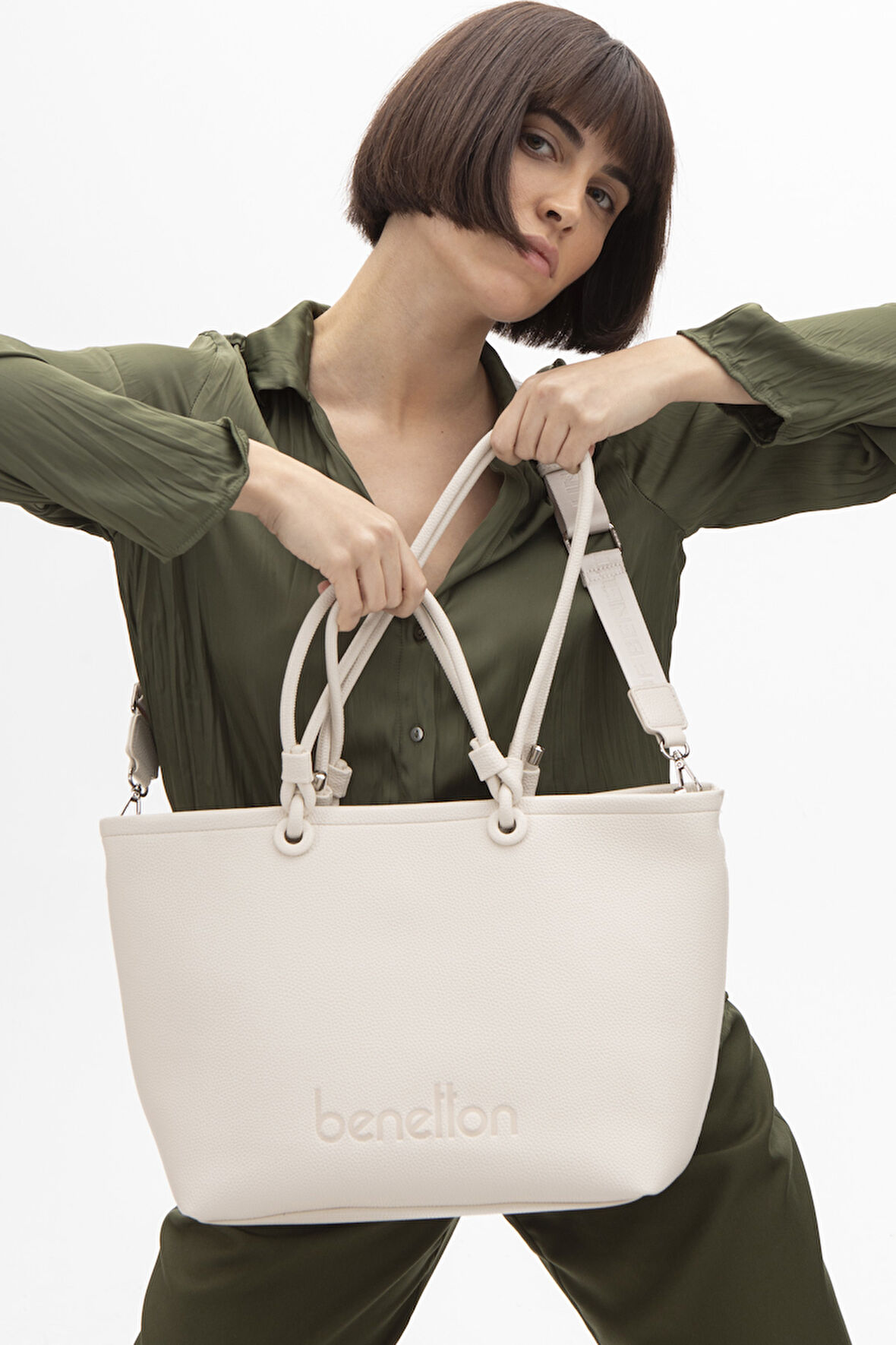 UNITED COLORS OF BENETTON KOL ÇANTASI  BNT_1501