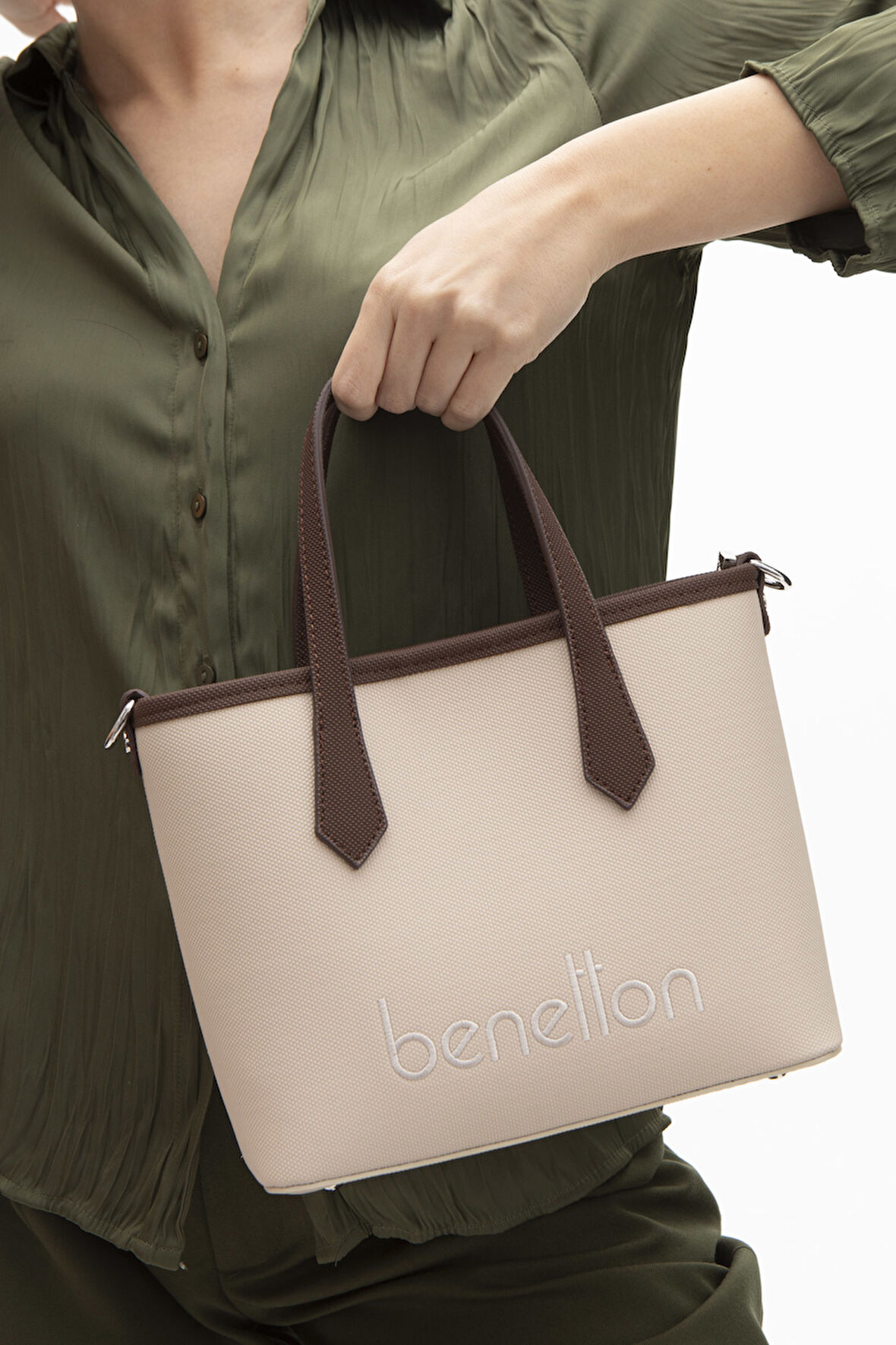 BNT_1588 EL ÇANTASI