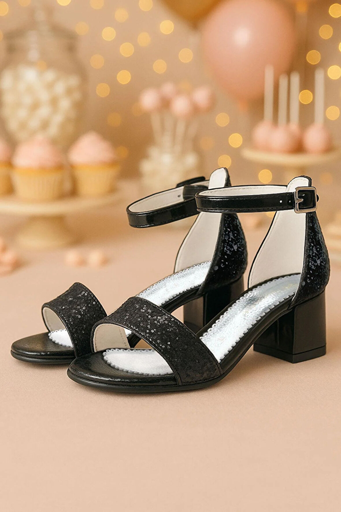 Elsa Siyah Simli Kalın Topuklu Kız Çocuk Abiye Ayakkabı
