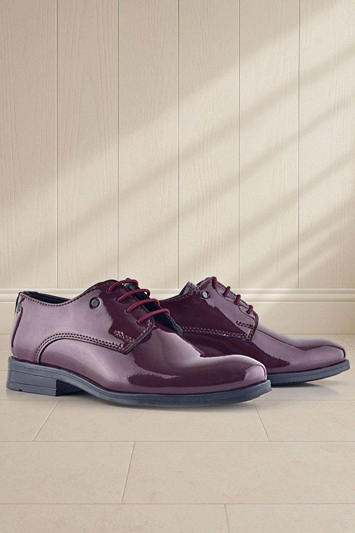 Rakerplus Bordo Rugan Bağcıklı Metal Detaylı Oxford Çocuk Klasik Ayakkabısı