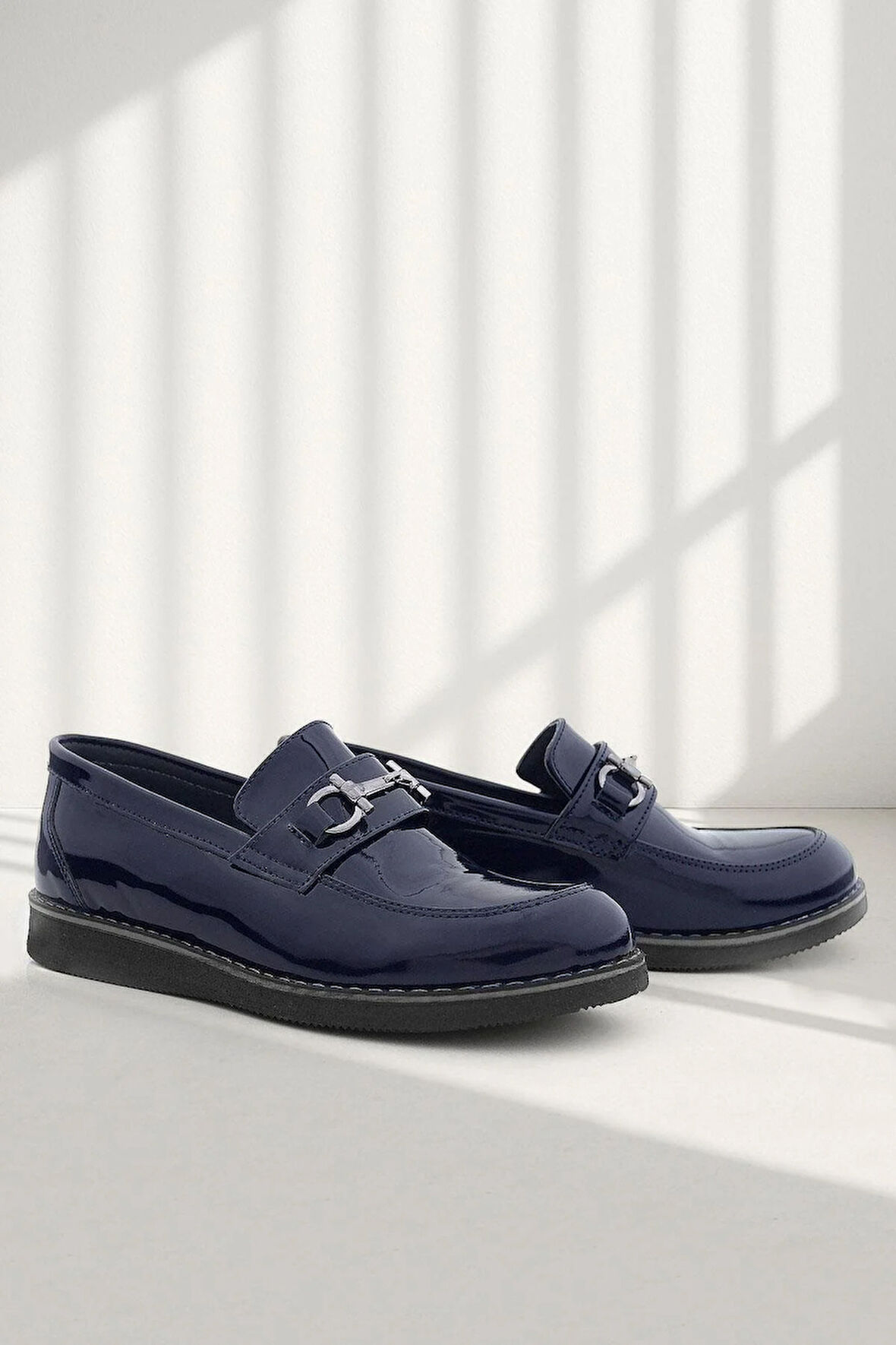 Rakerplus Hakiki Deri Lacivert Rugan Tokalı Loafer Çocuk Klasik Ayakkabı