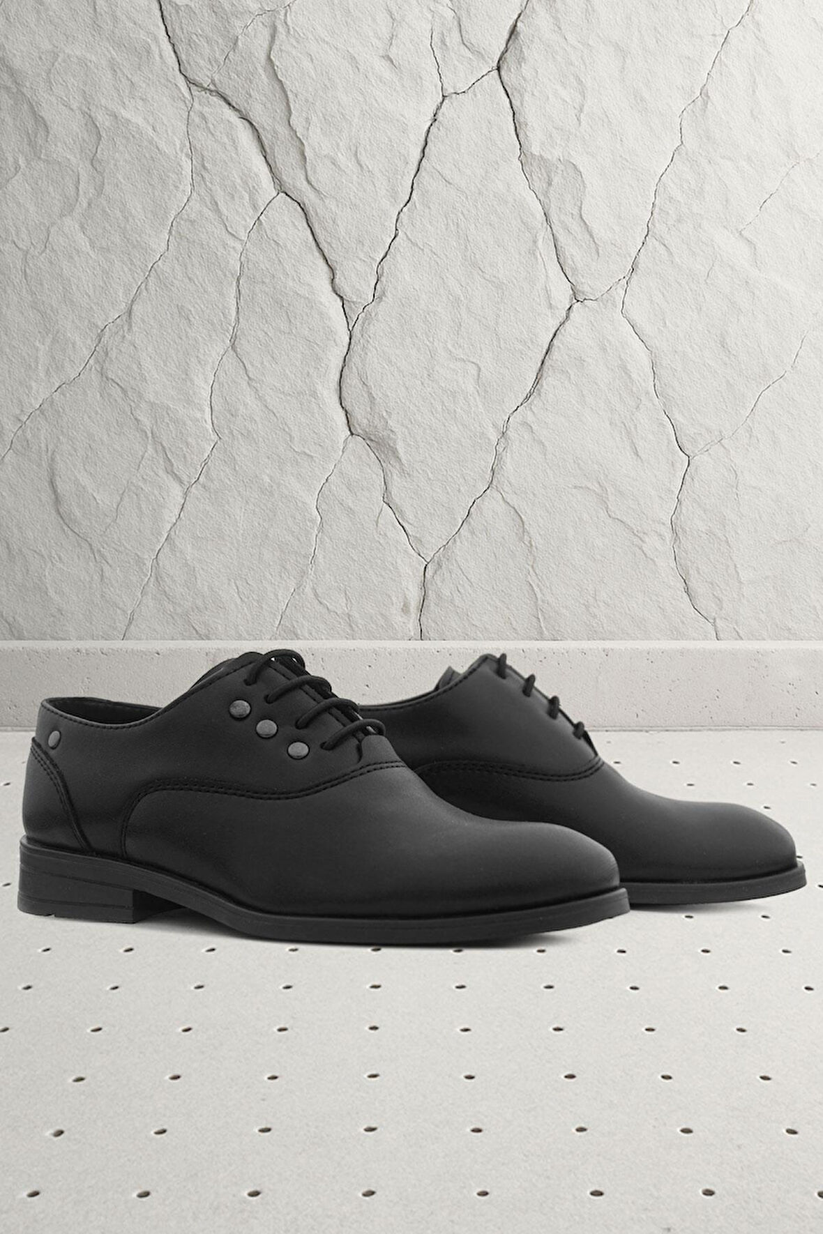 Rakerplus Smokin Siyah Mat Bağcıklı Metal Detaylı Çocuk Klasik Ayakkabısı