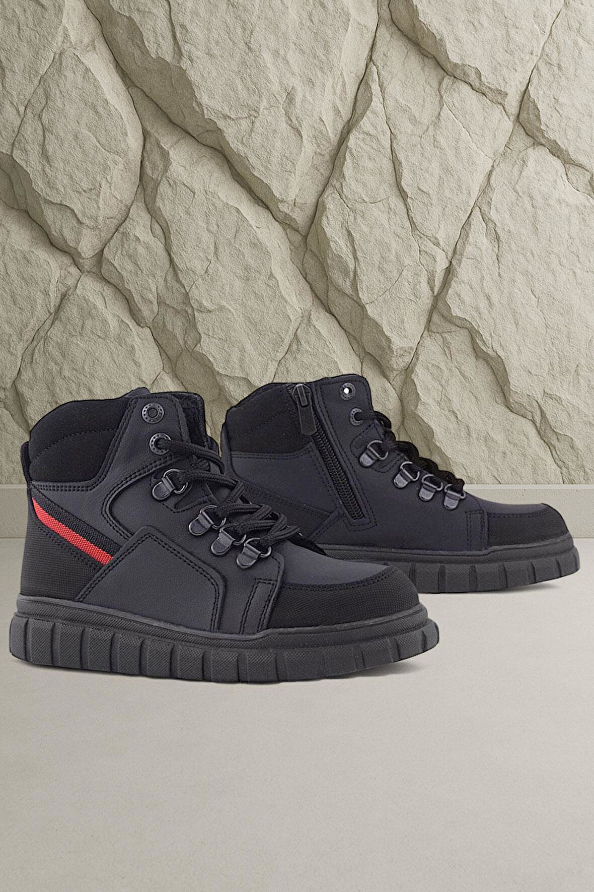 Rakerplus Hakiki Deri Siyah Kırmızı Fermuarlı Erkek Çocuk Bot