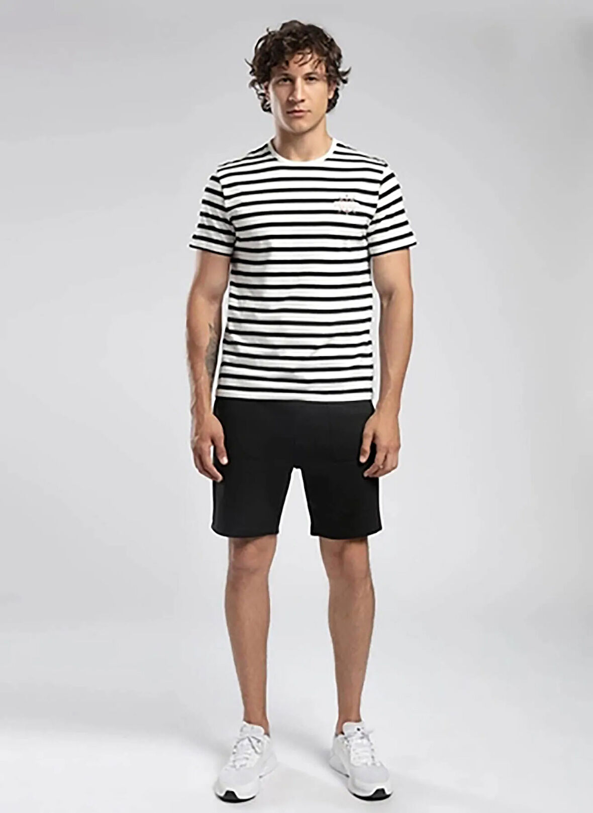 Lee Cooper Regular Fit Siyah Erkek Şort 252 LCM 221026 ARNE SİYAH